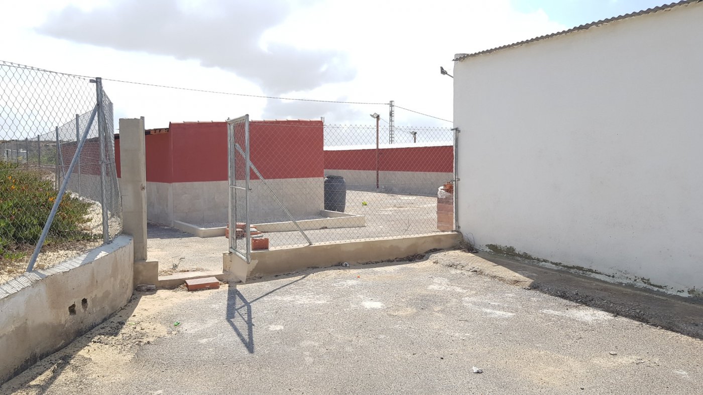Exterior view in finca for sale in Los Montesinos