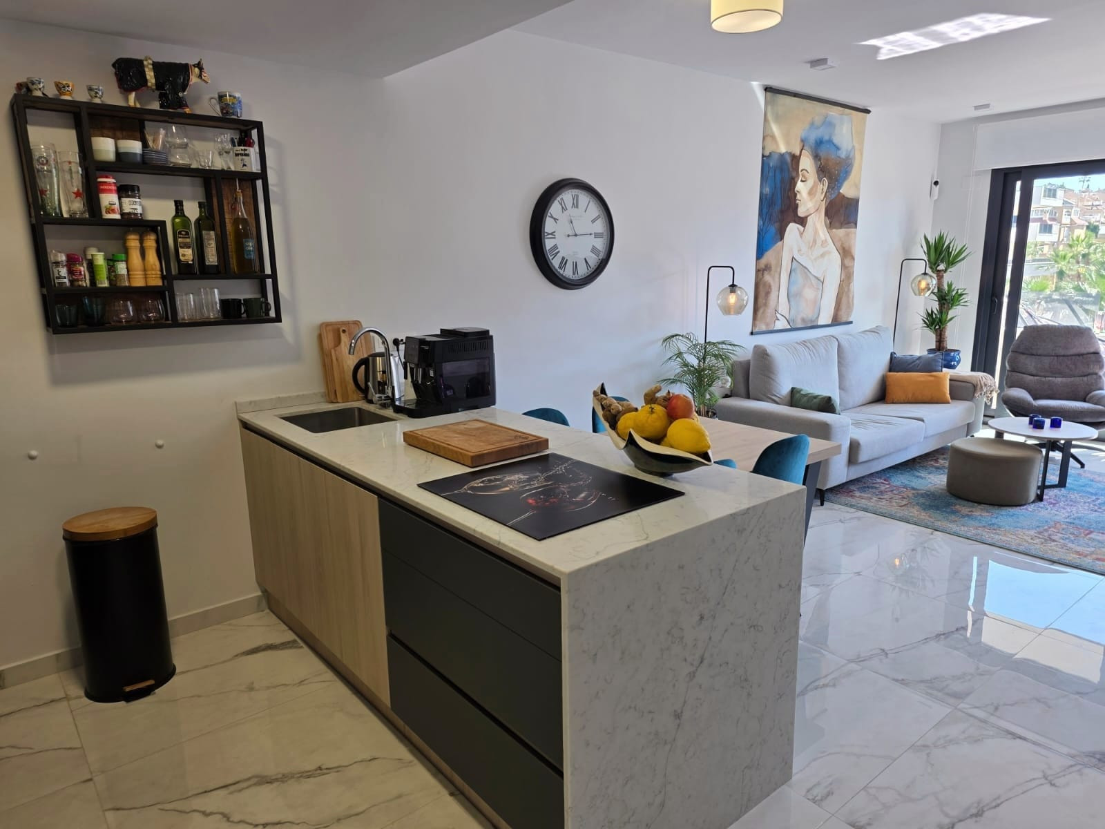 Bedroom in apartment for sale in Orihuela Costa
