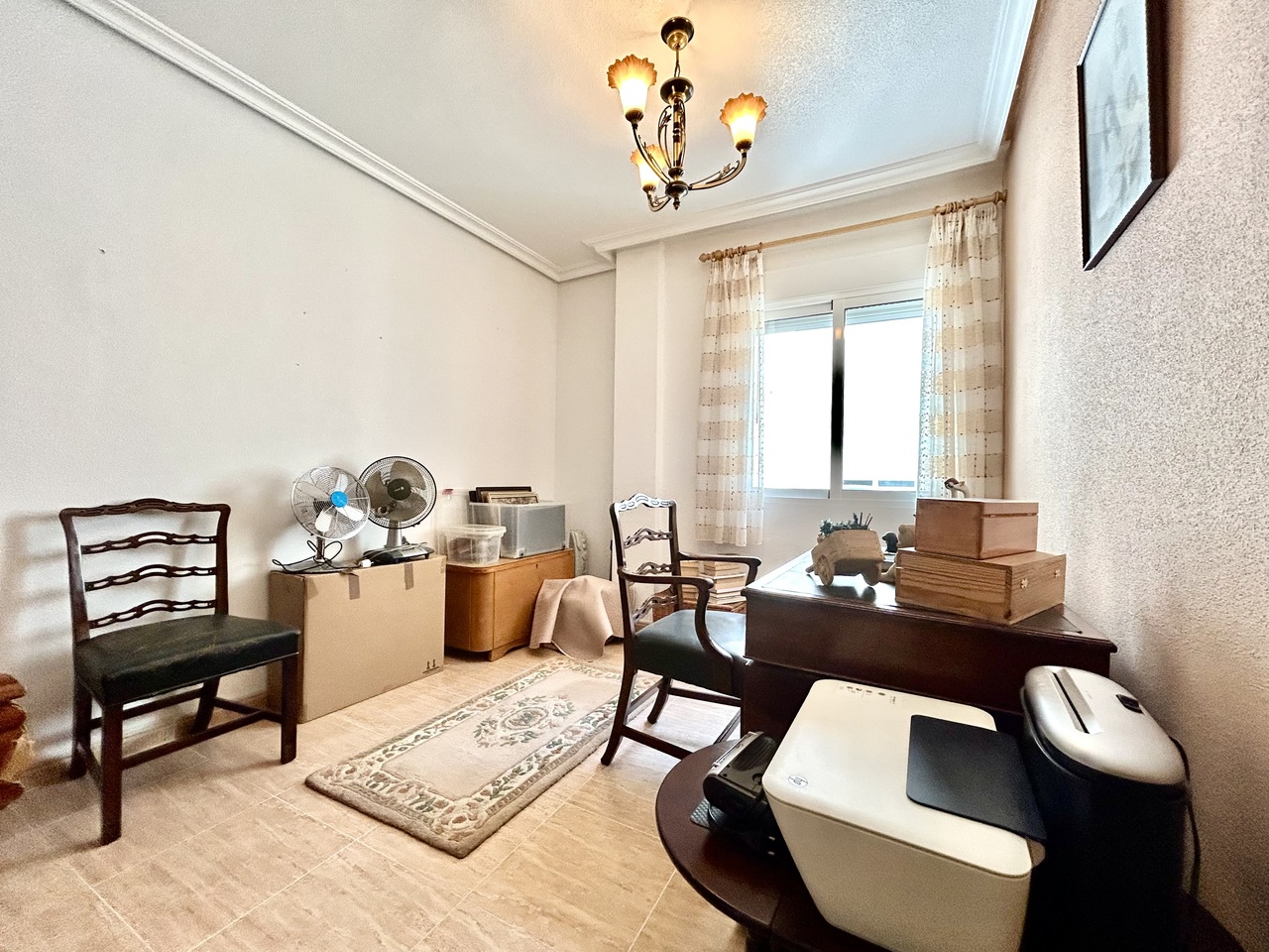 Living room in apartment for sale in Almoradi