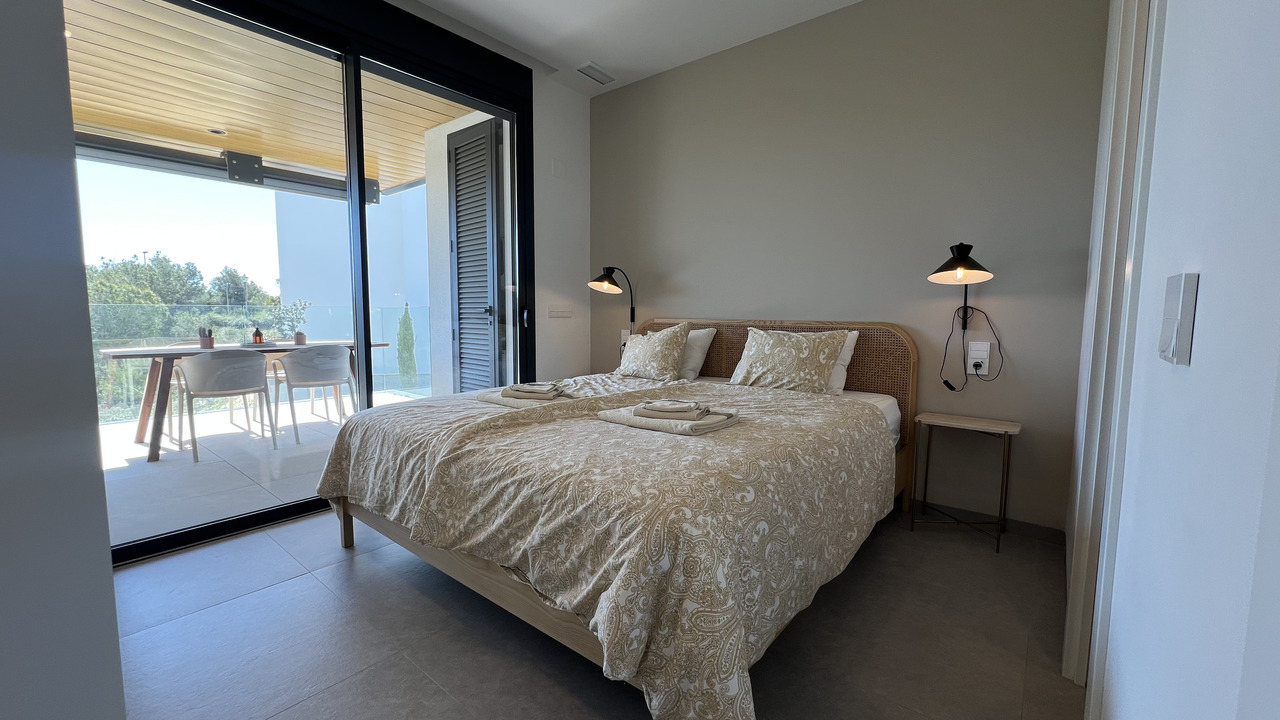 Master bedroom in apartment for sale in Las Colinas Golf