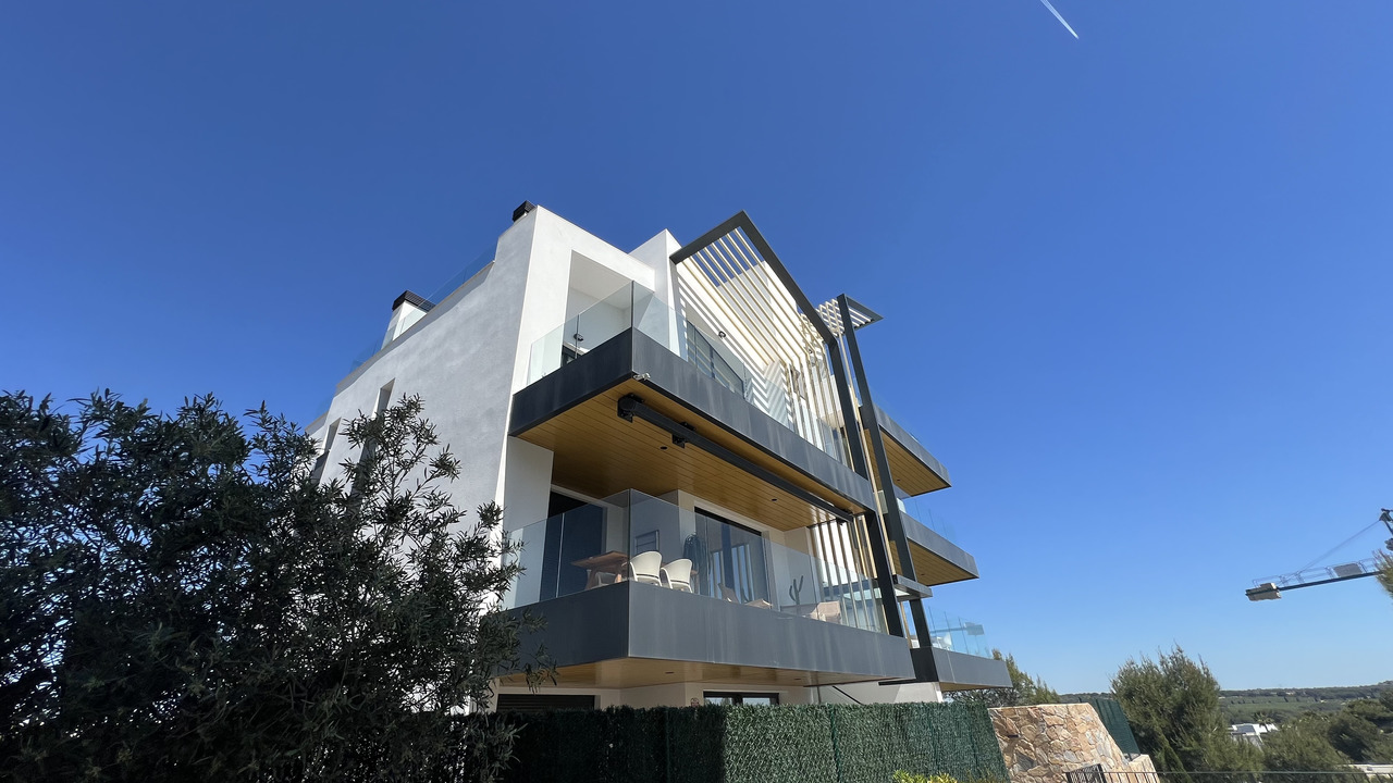 Living room in apartment for sale in Las Colinas Golf