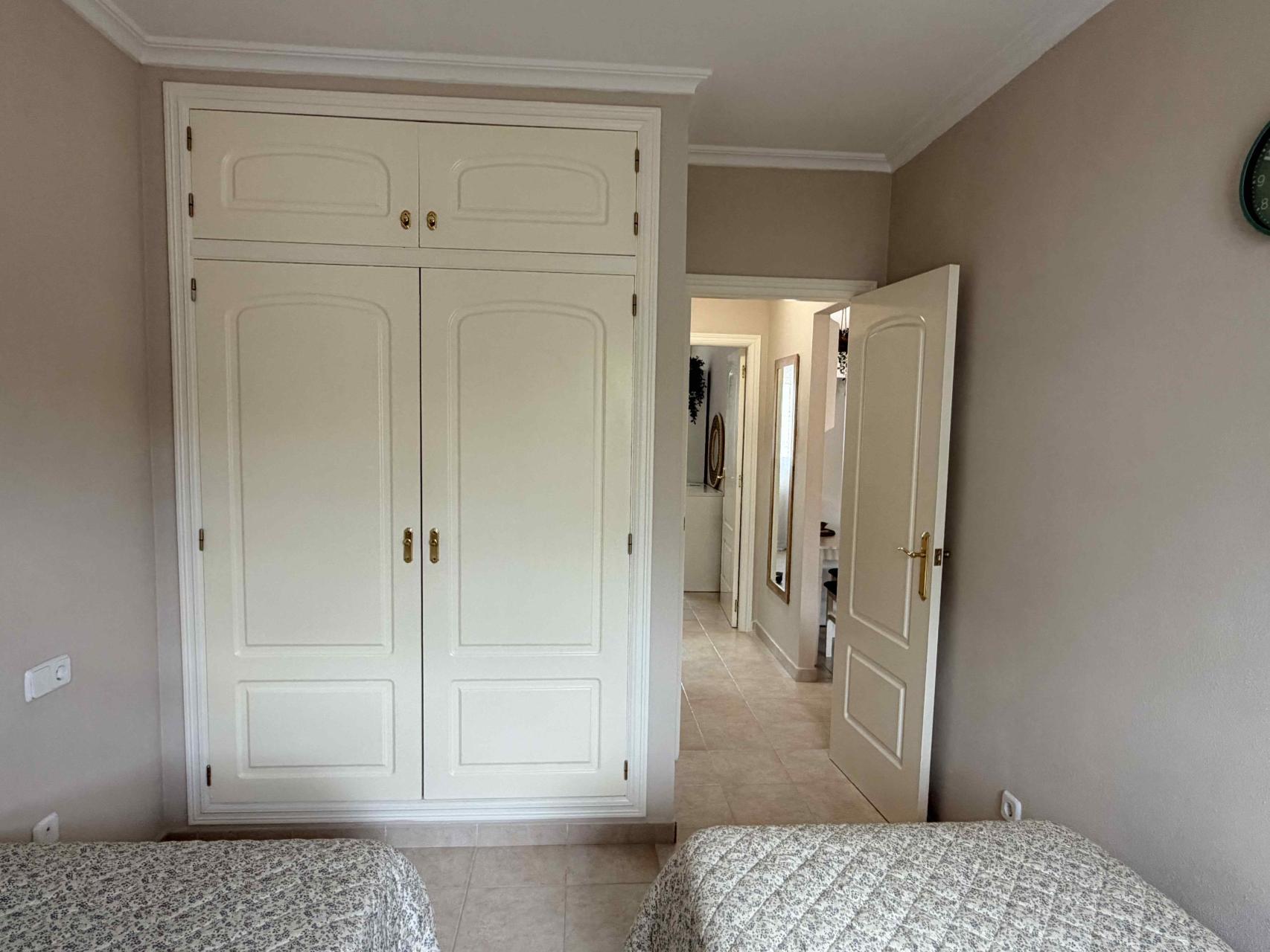 Dining area in bungalow for sale in Orihuela Costa