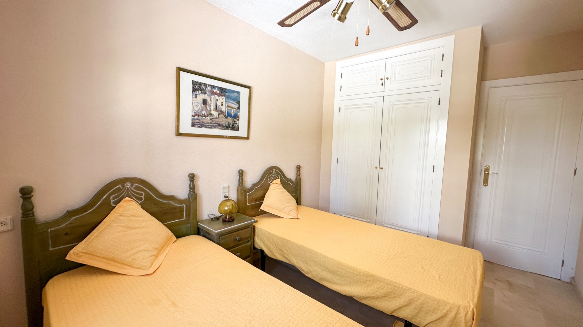 Bedroom in terraced for sale in Orihuela Costa