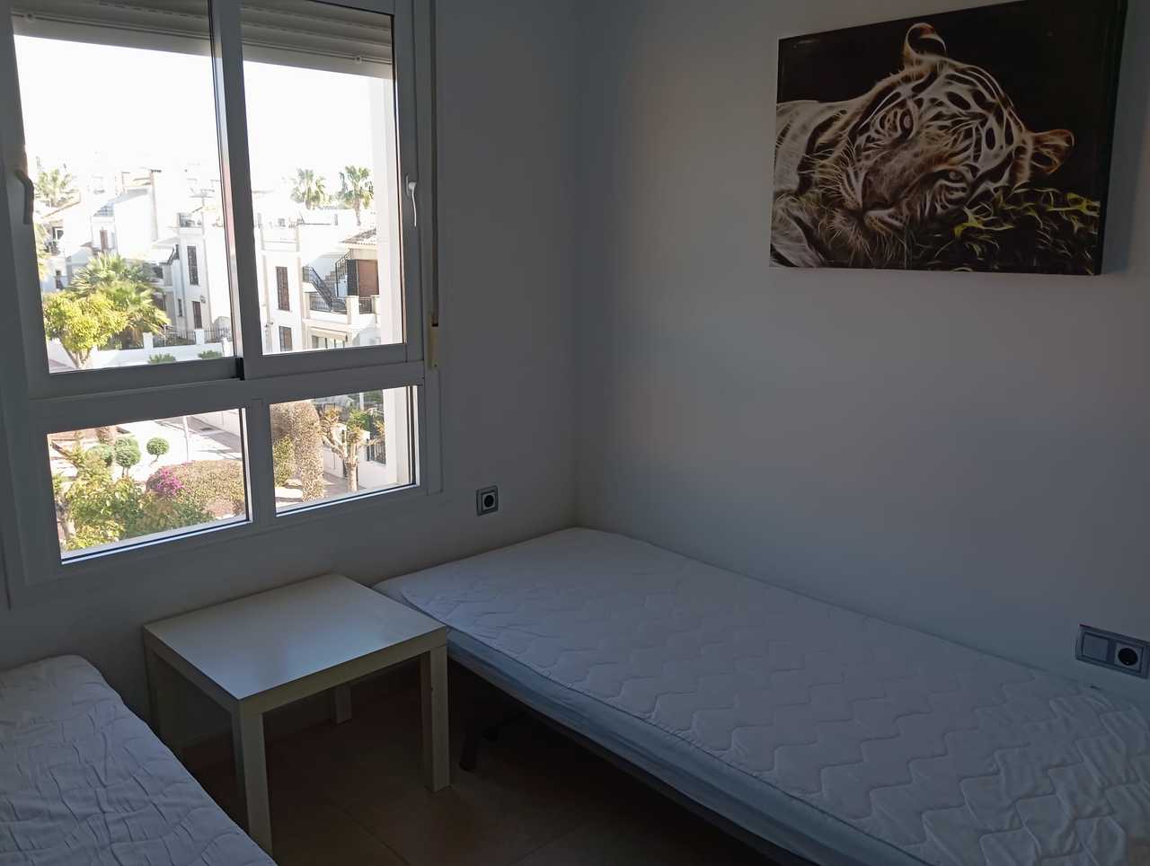 Bedroom in apartment for sale in Villamartin