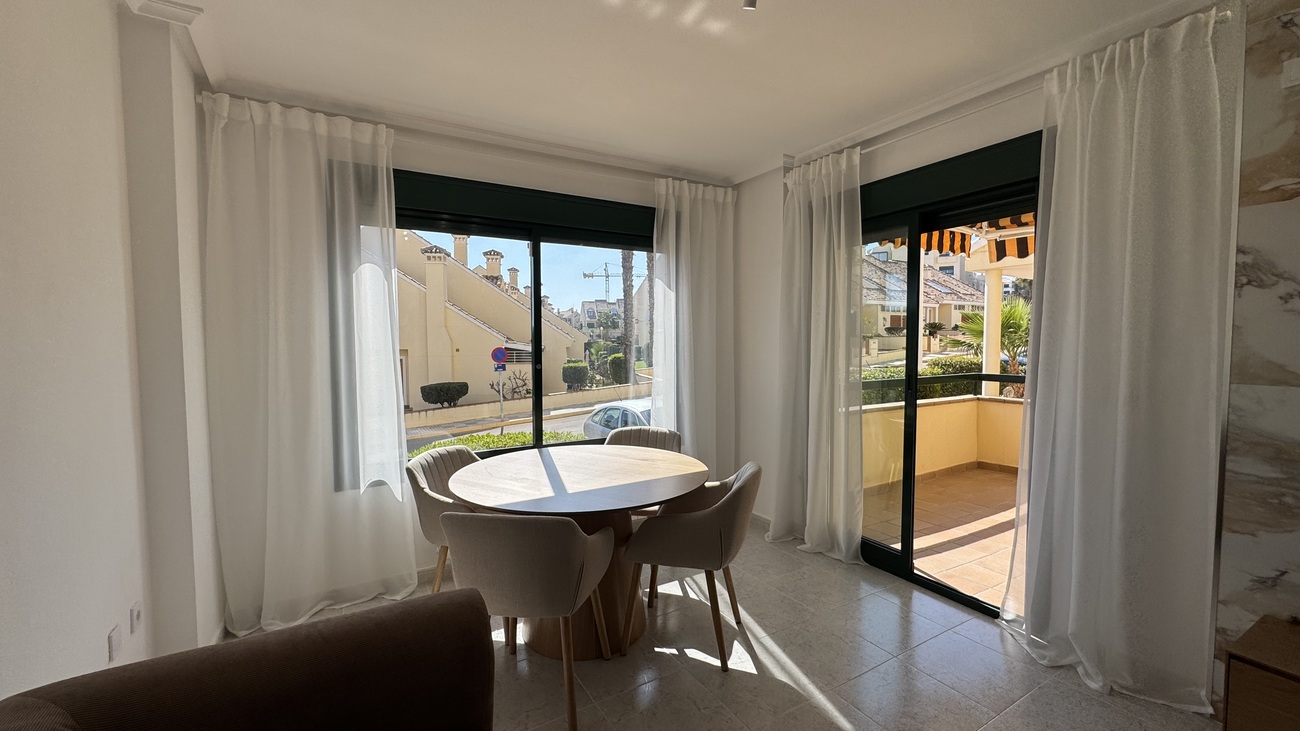 Pool area in apartment for sale in Lomas De Campoamor