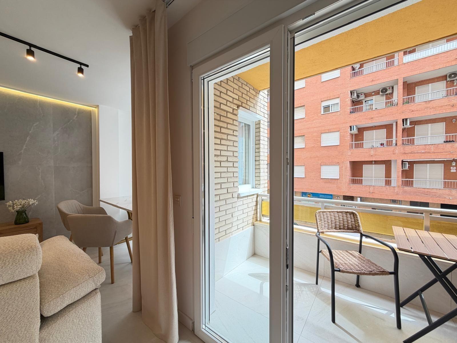 Master bedroom in apartment for sale in Torrevieja