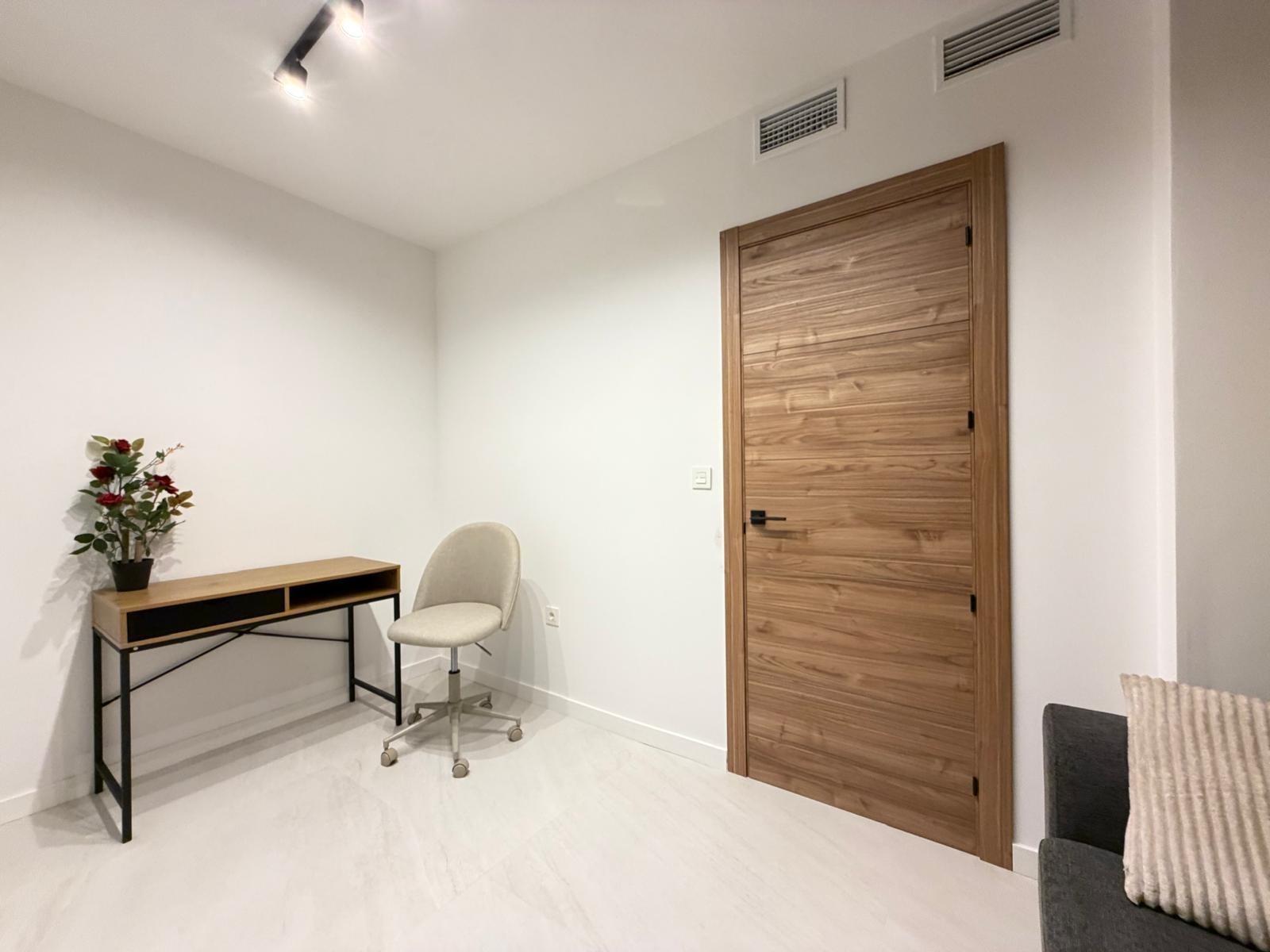 Terrace in apartment for sale in Torrevieja