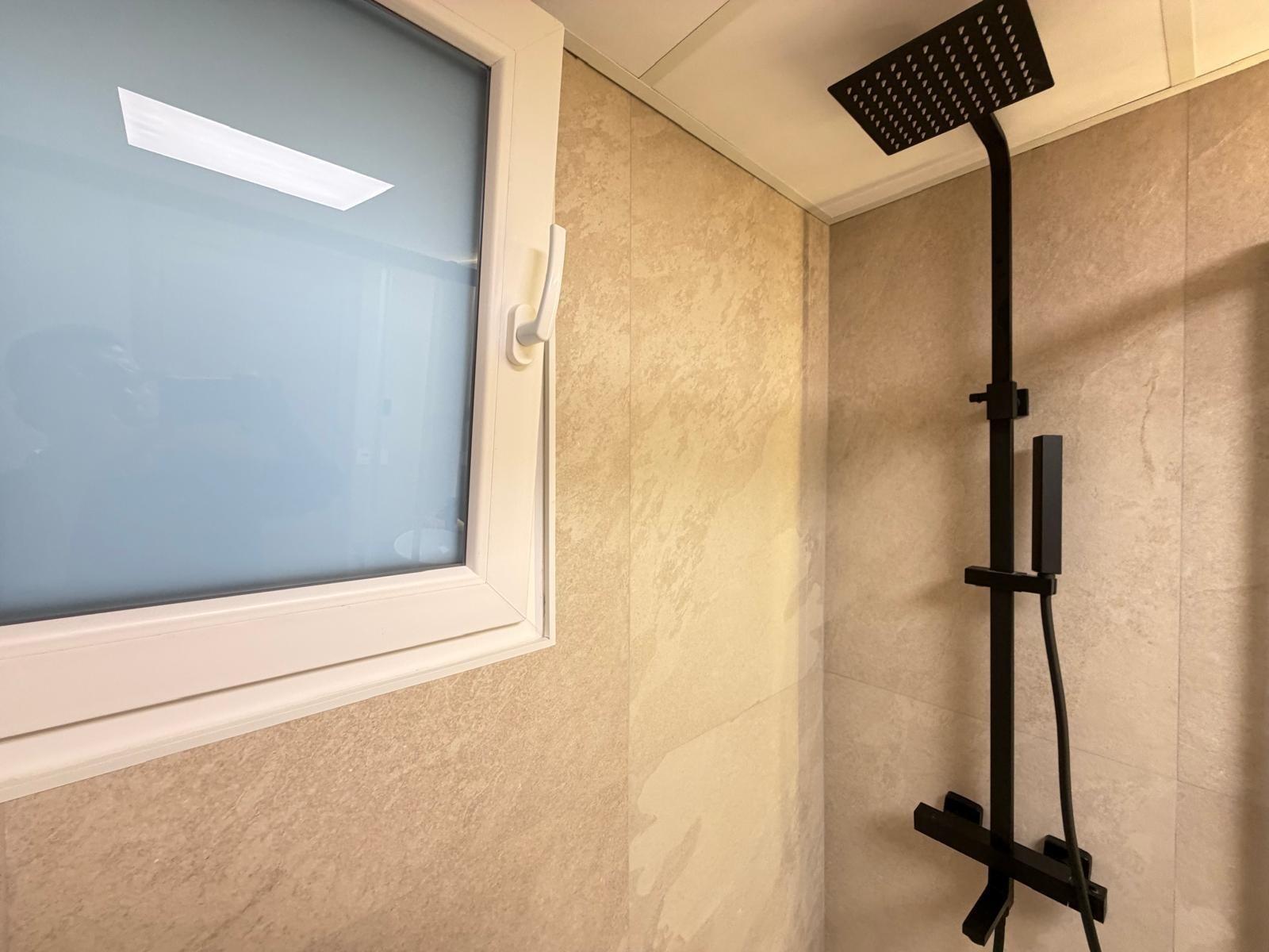 Terrace in apartment for sale in Torrevieja