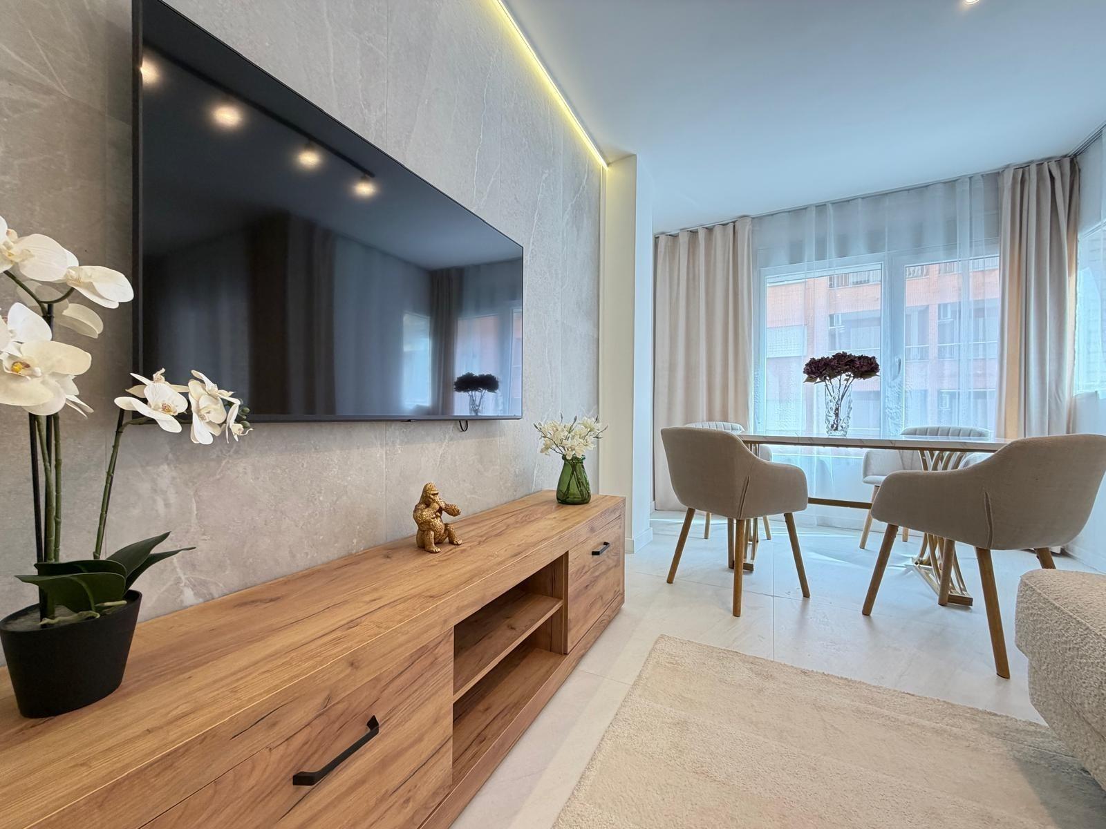 Bedroom in apartment for sale in Torrevieja