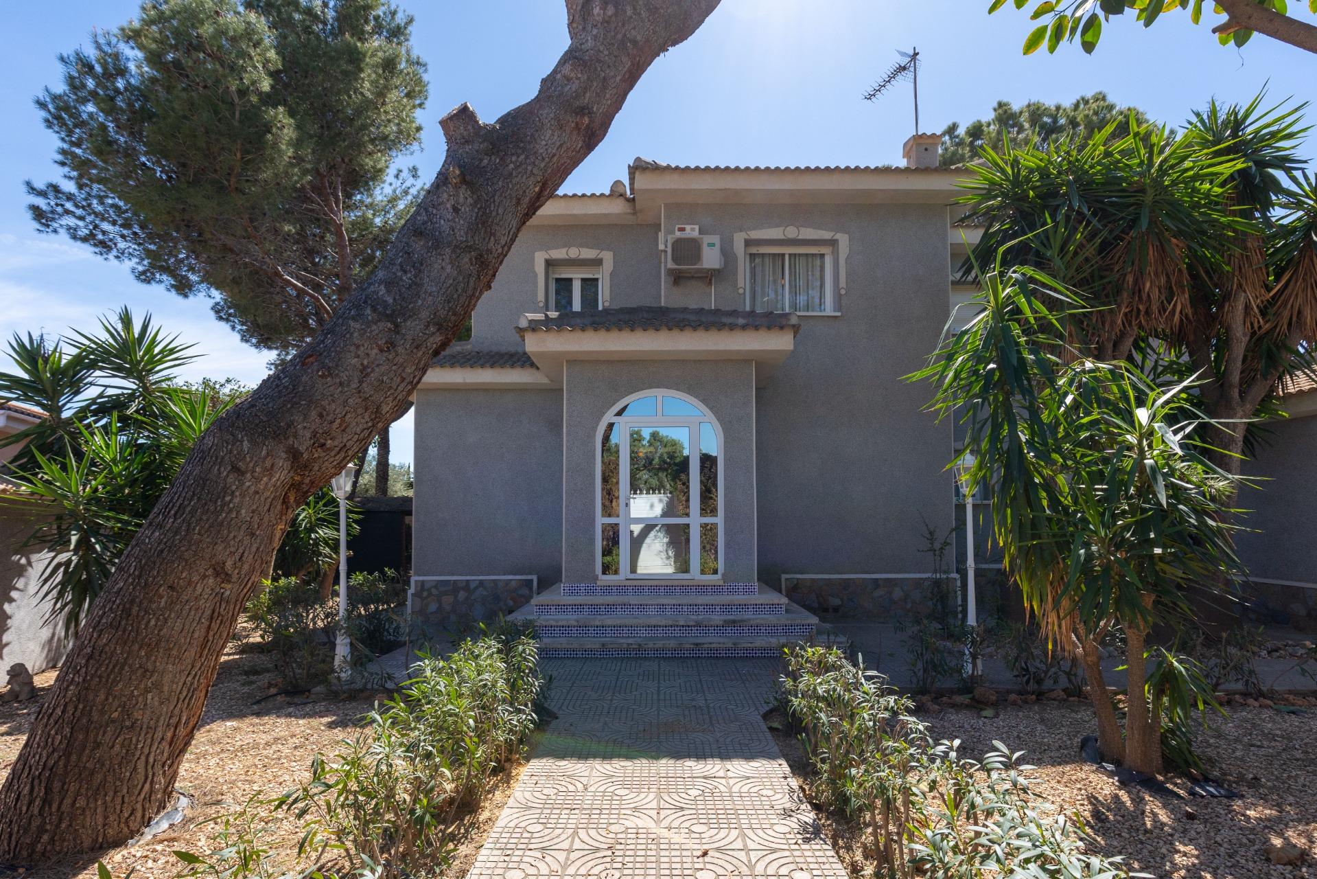 Villas, kas izskatās, kad tie ir tikai pamatā, un tas ir to lielais plus.