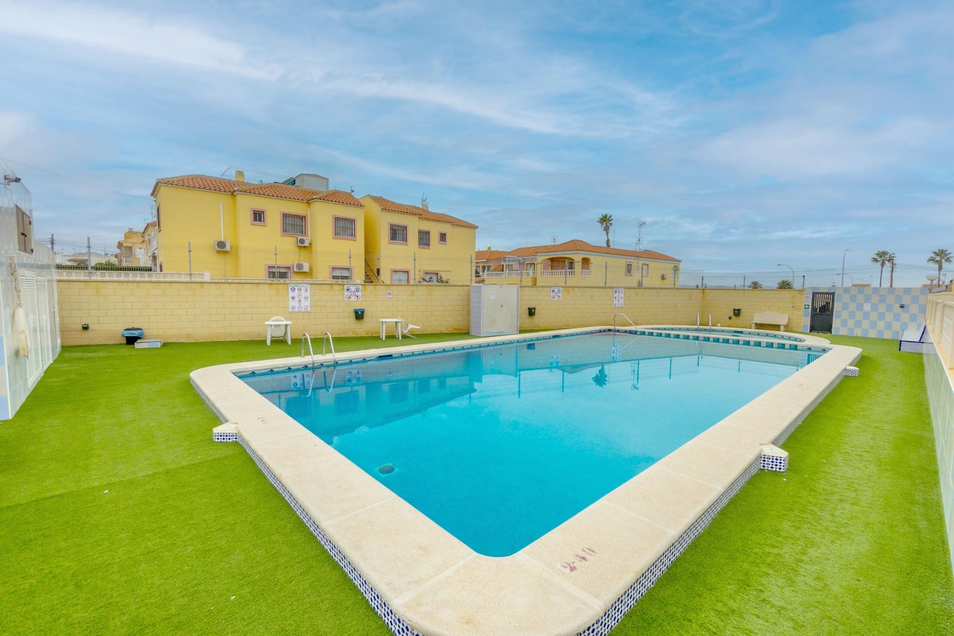 Dining area in apartment for sale in Torrevieja