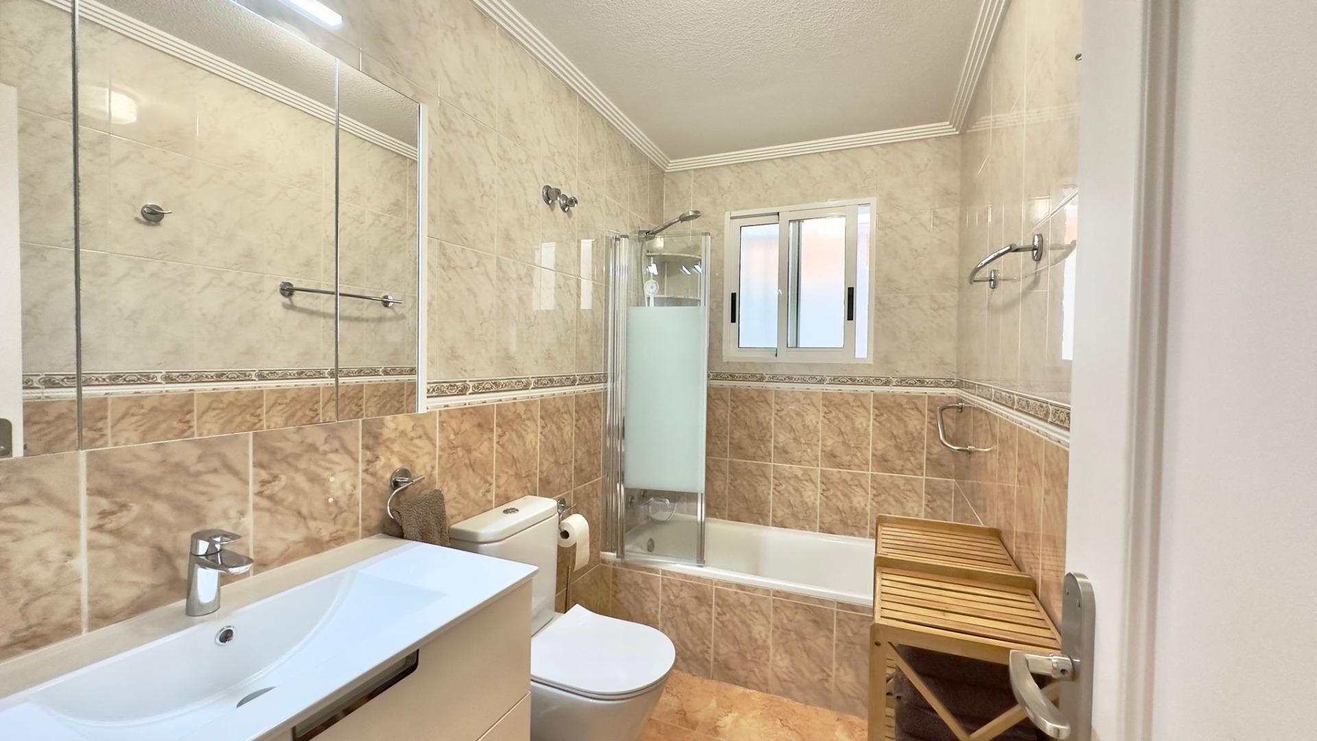 Terrace in bungalow for sale in Torrevieja