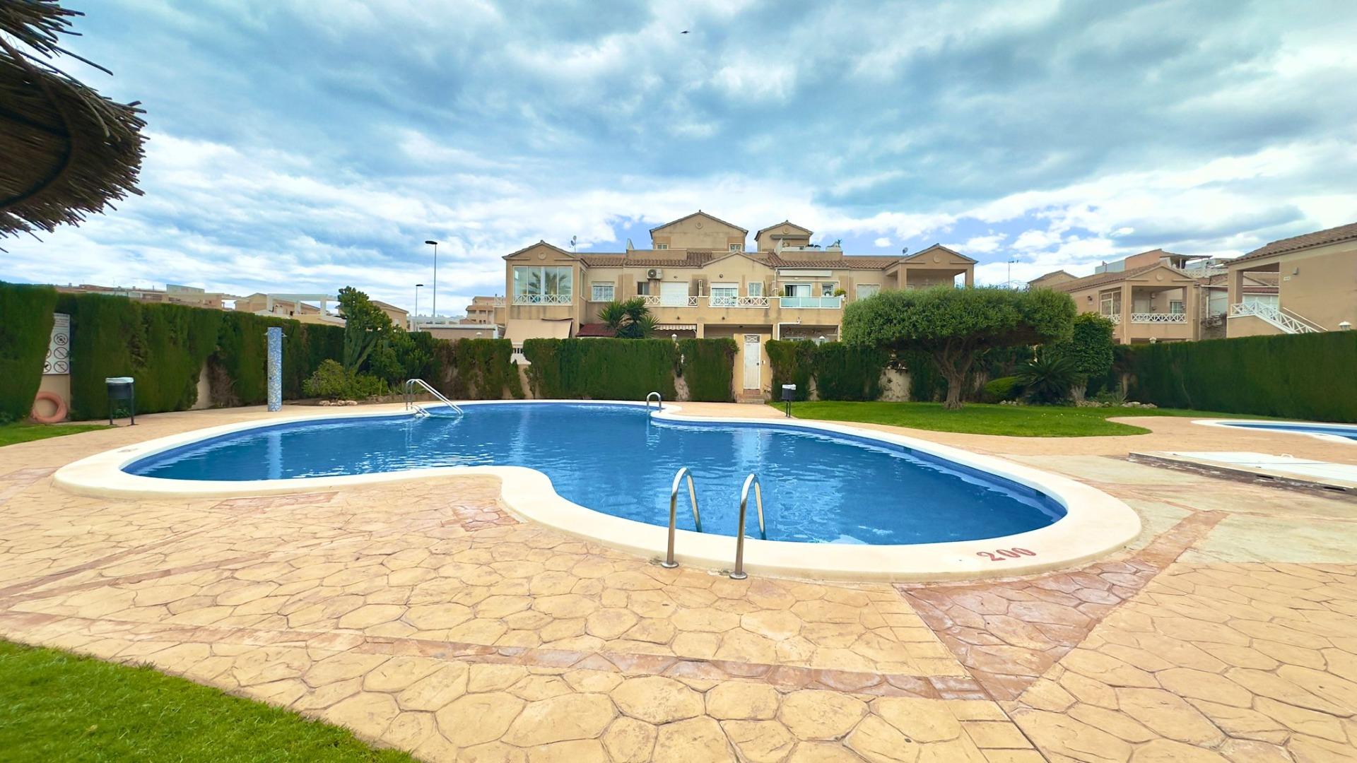 Kitchen in bungalow for sale in Torrevieja