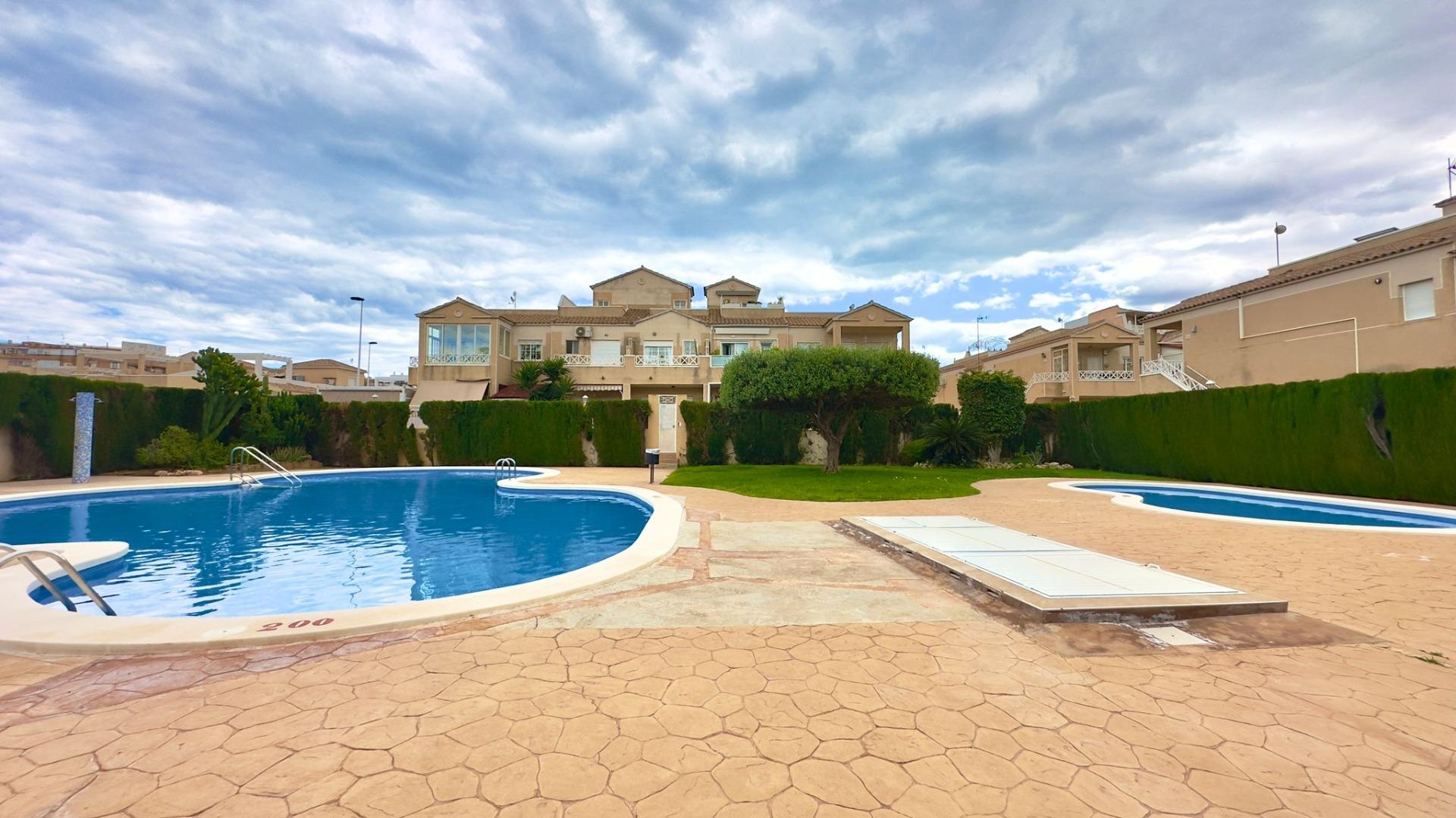 Bathroom in bungalow for sale in Torrevieja