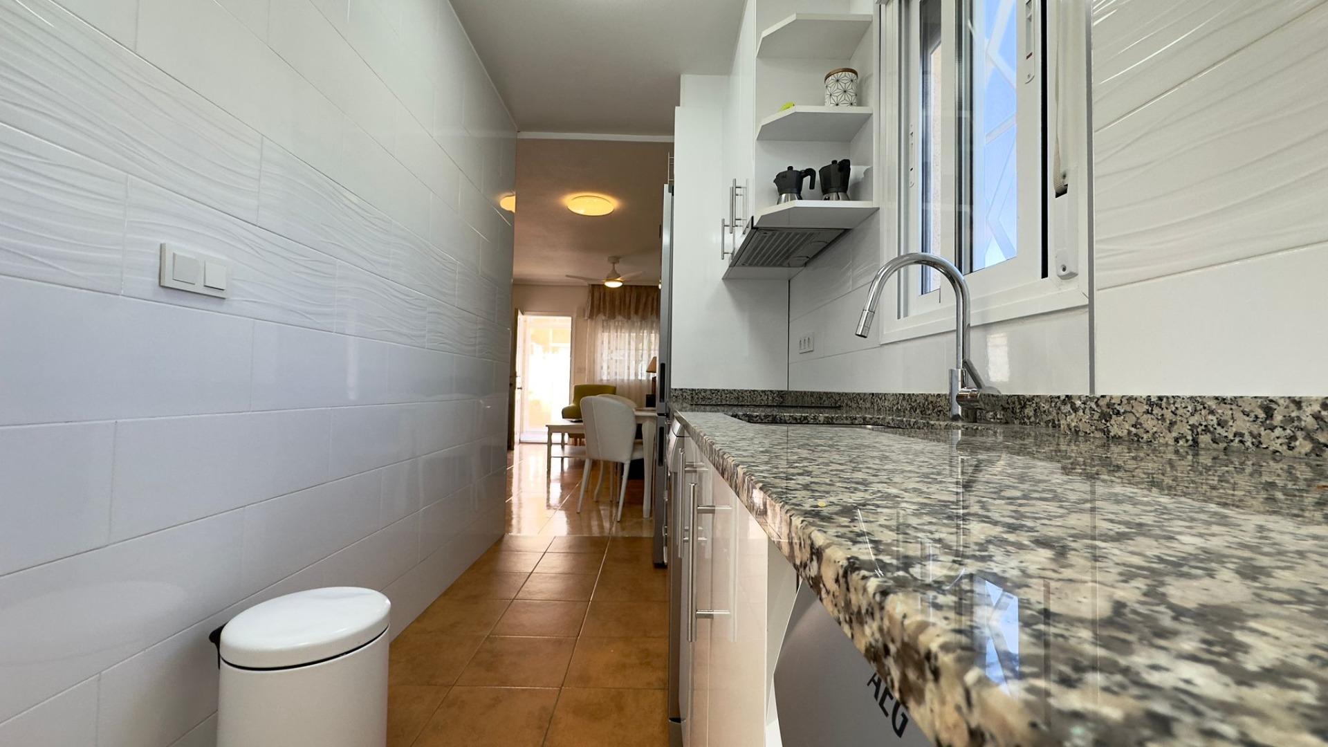 Bedroom in bungalow for sale in Torrevieja
