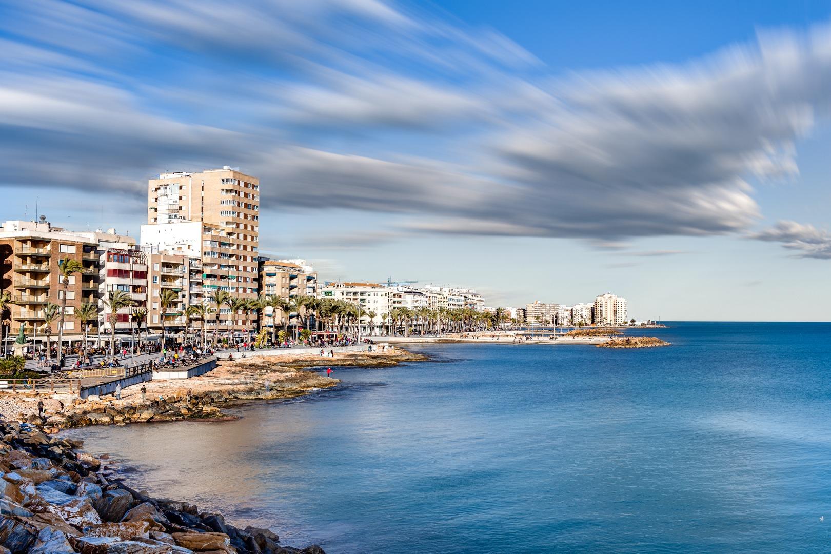 Kitchen in apartment for sale in Torrevieja
