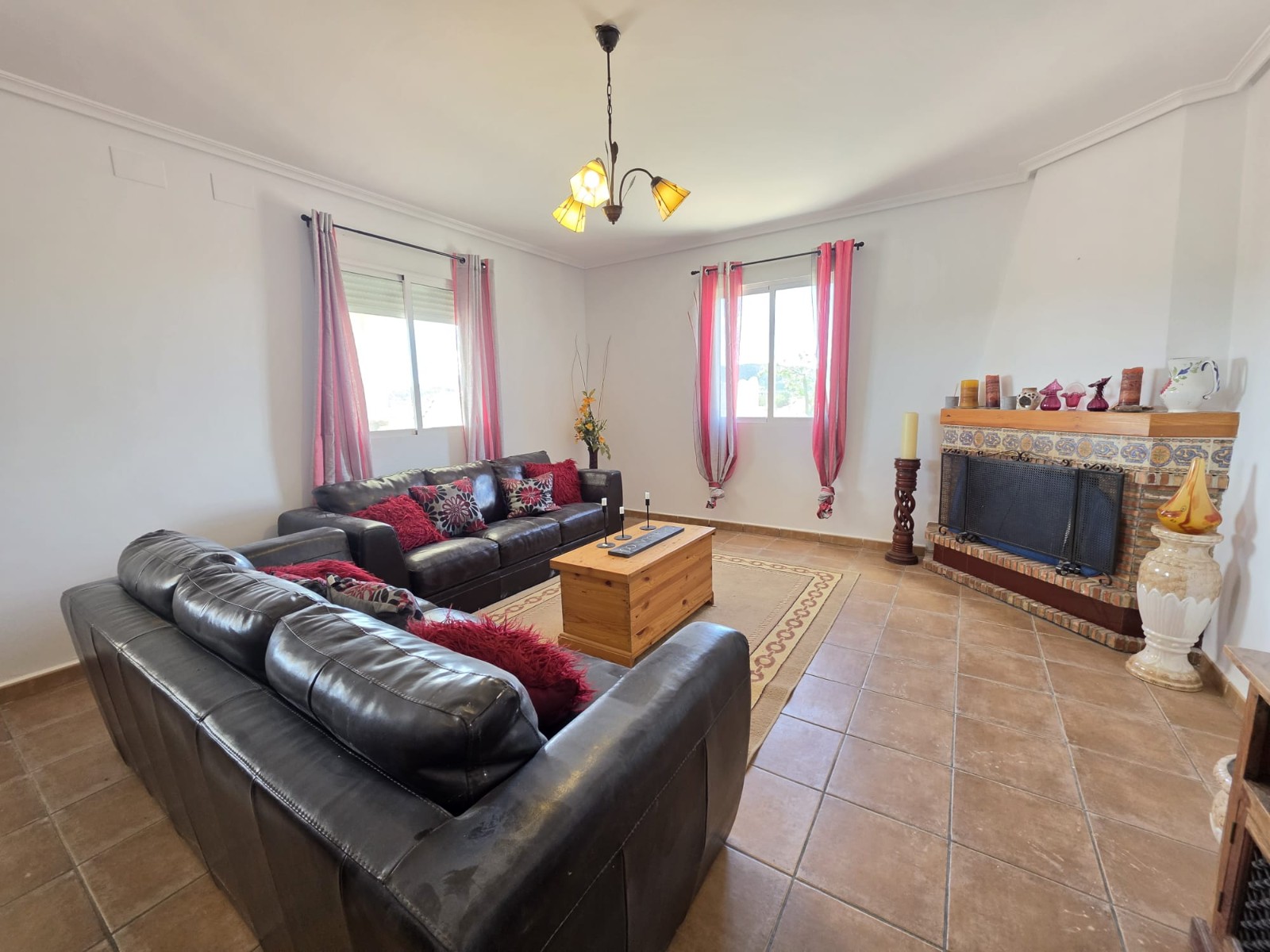 Terrace in villa for sale in Monóvar/Monóver