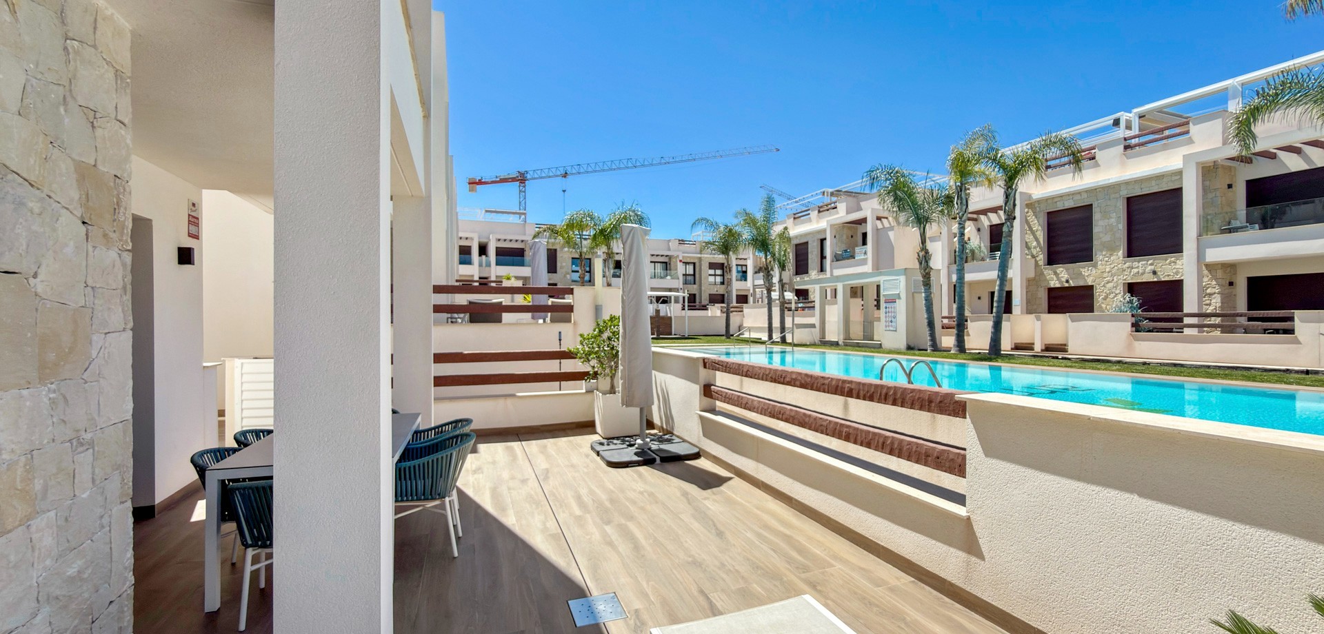 Kitchen in apartment for sale in Torrevieja