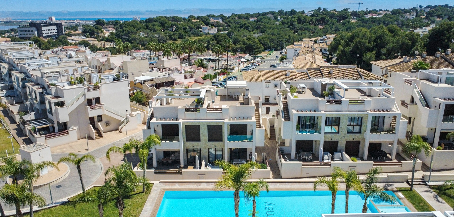 Garden in apartment for sale in Torrevieja