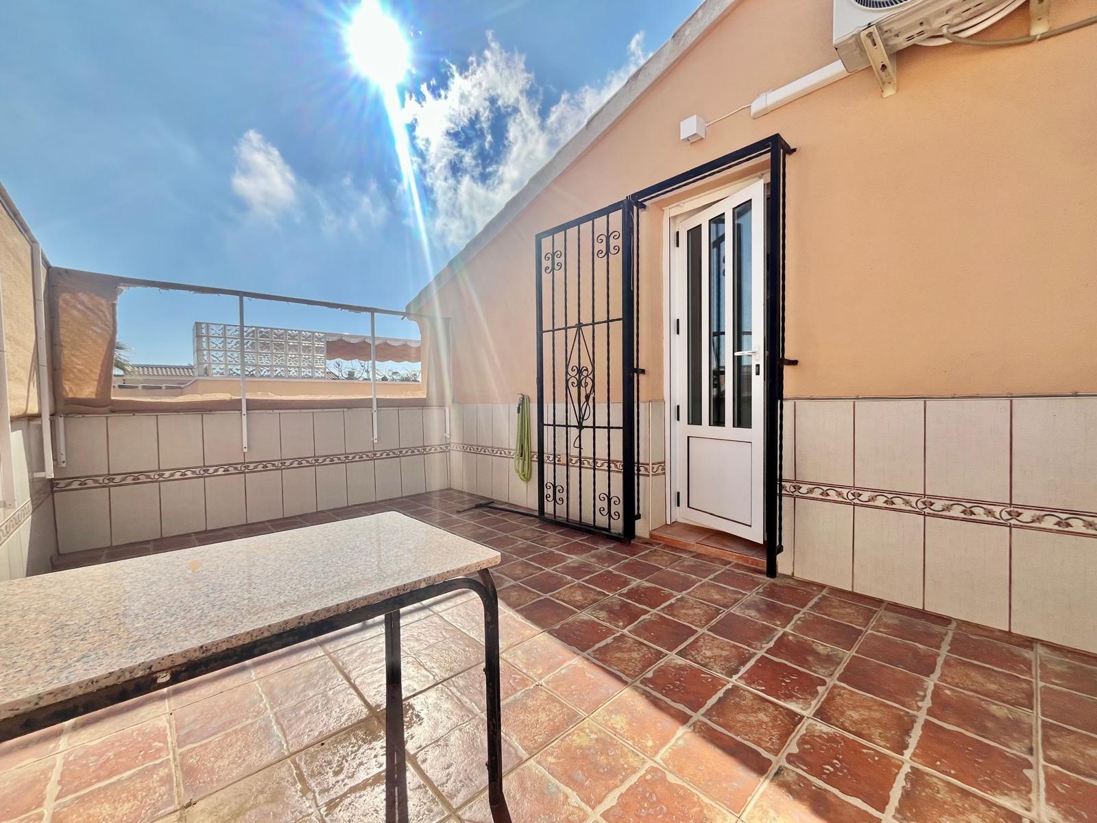 Dining area in villa for sale in Orihuela Costa