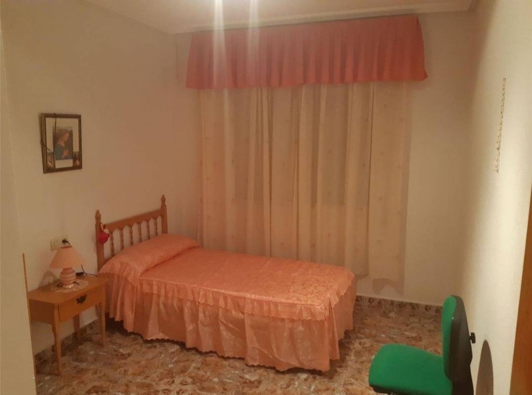 Bedroom in apartment for sale in Torre Pacheco