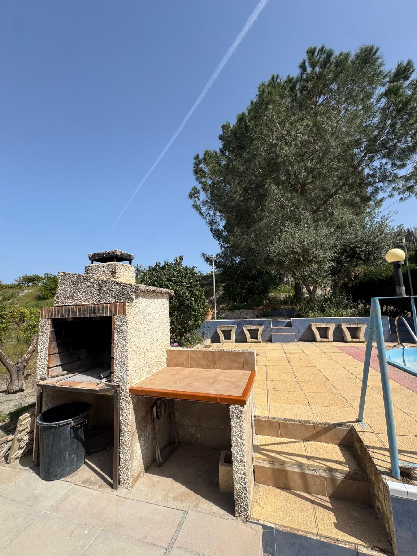Bathroom in finca for sale in Orihuela