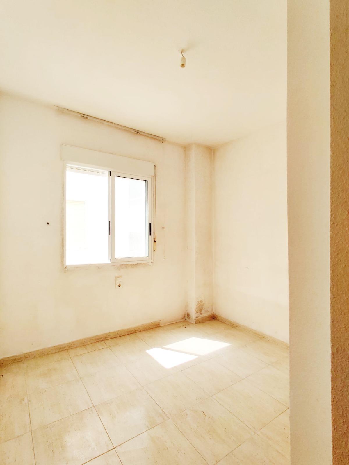 Bathroom in penthouse for sale in Torrevieja