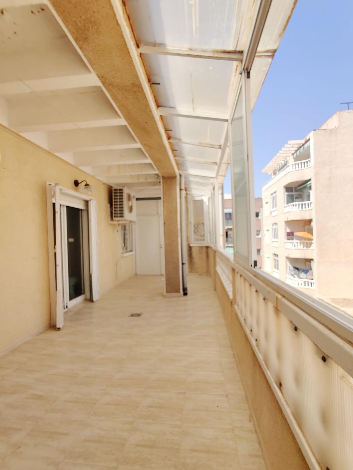 Bathroom in penthouse for sale in Torrevieja