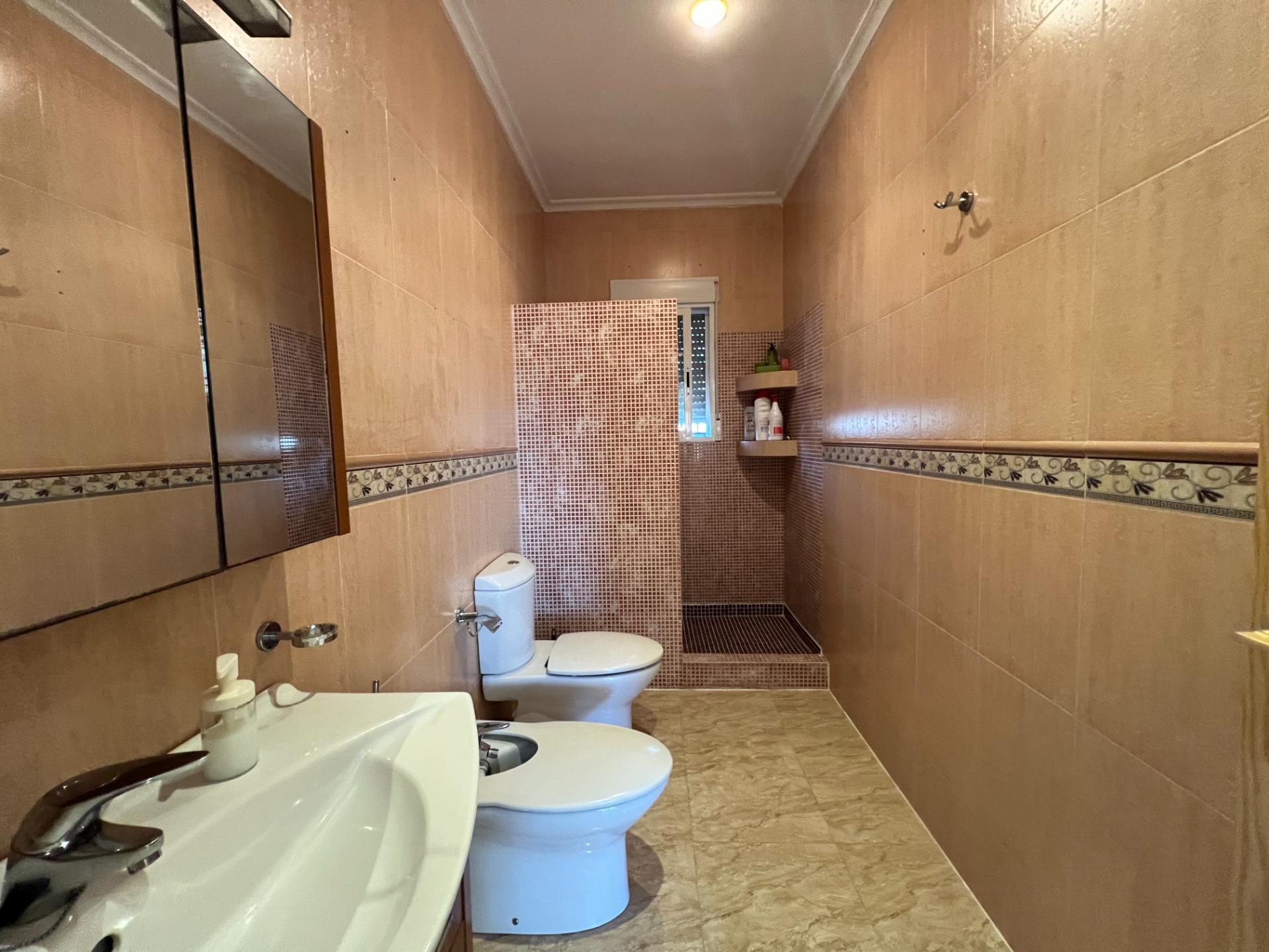 Bedroom in villa for sale in Dolores