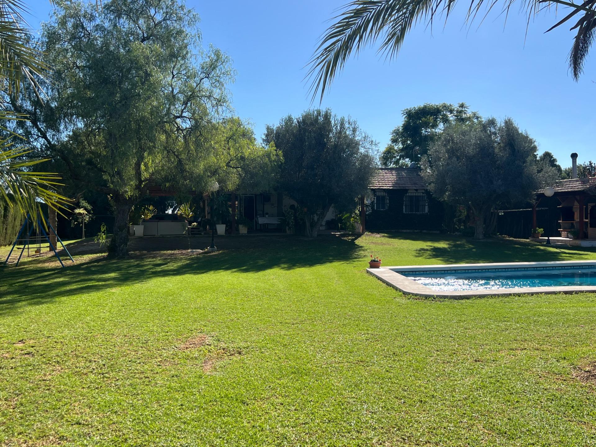 Bedroom in finca for sale in Dolores