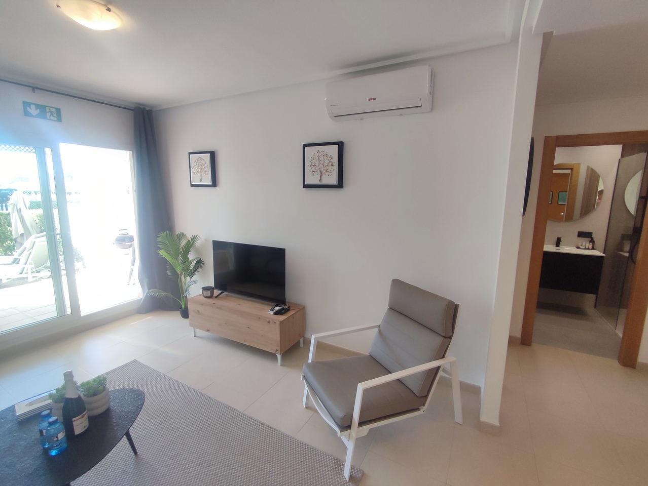 Garden in apartment for sale in Hacienda Riquelme Golf Resort