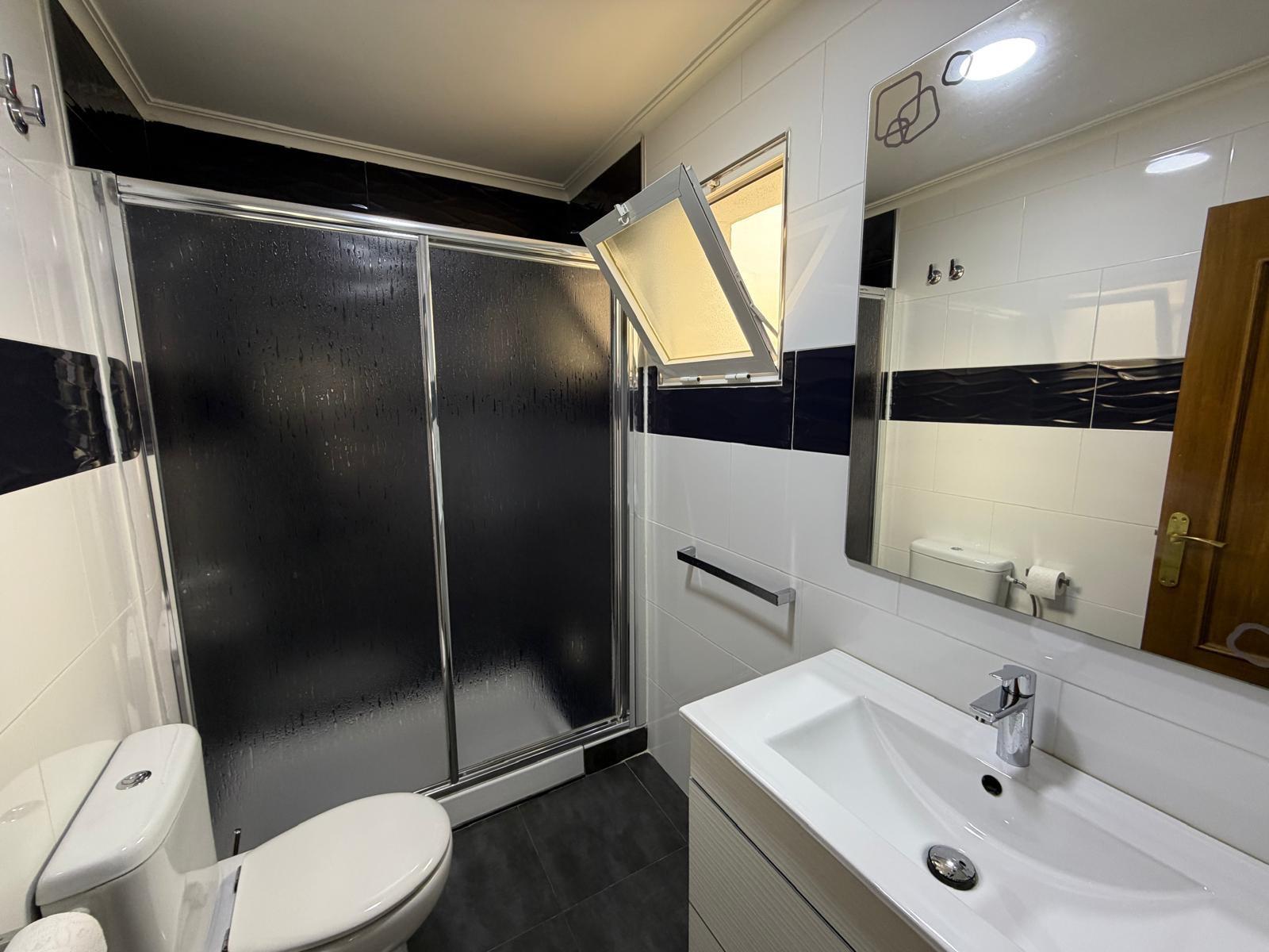 Master bedroom in apartment for sale in Beniel