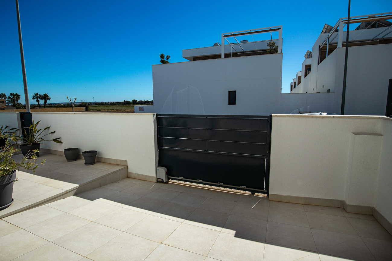 Living room in villa for sale in Daya Vieja