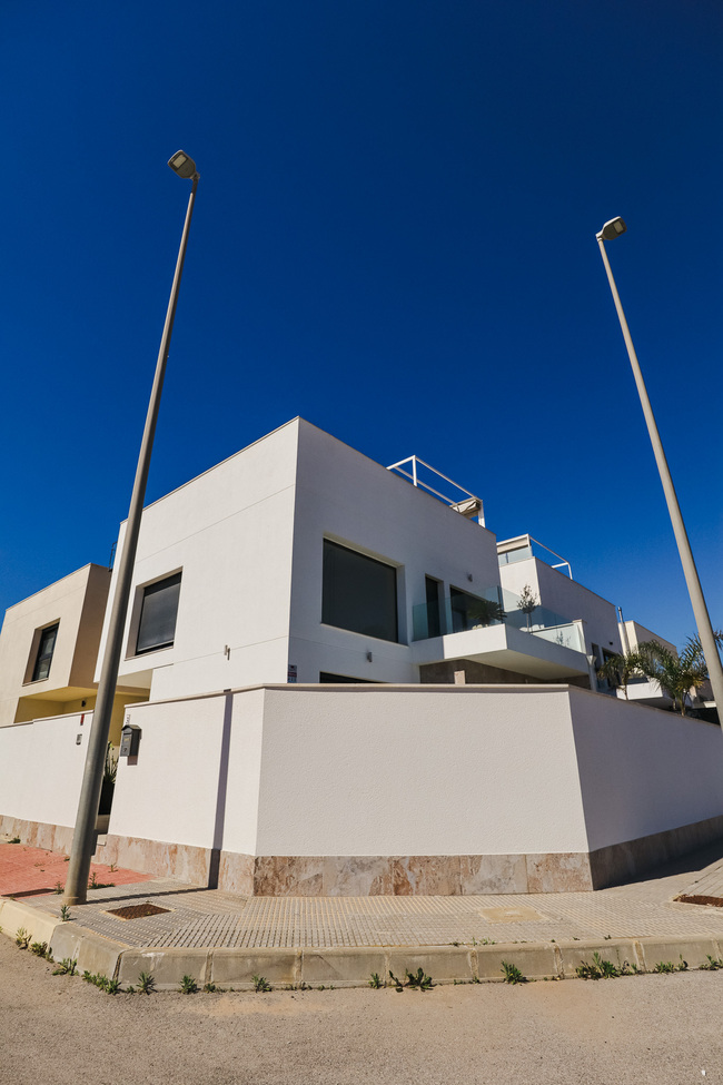 Master bedroom in villa for sale in Daya Vieja