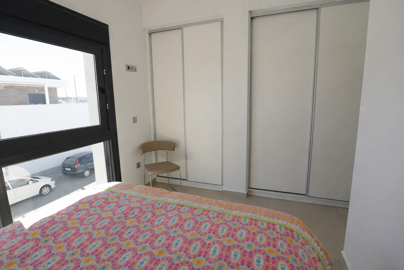 Bedroom in villa for sale in Daya Vieja