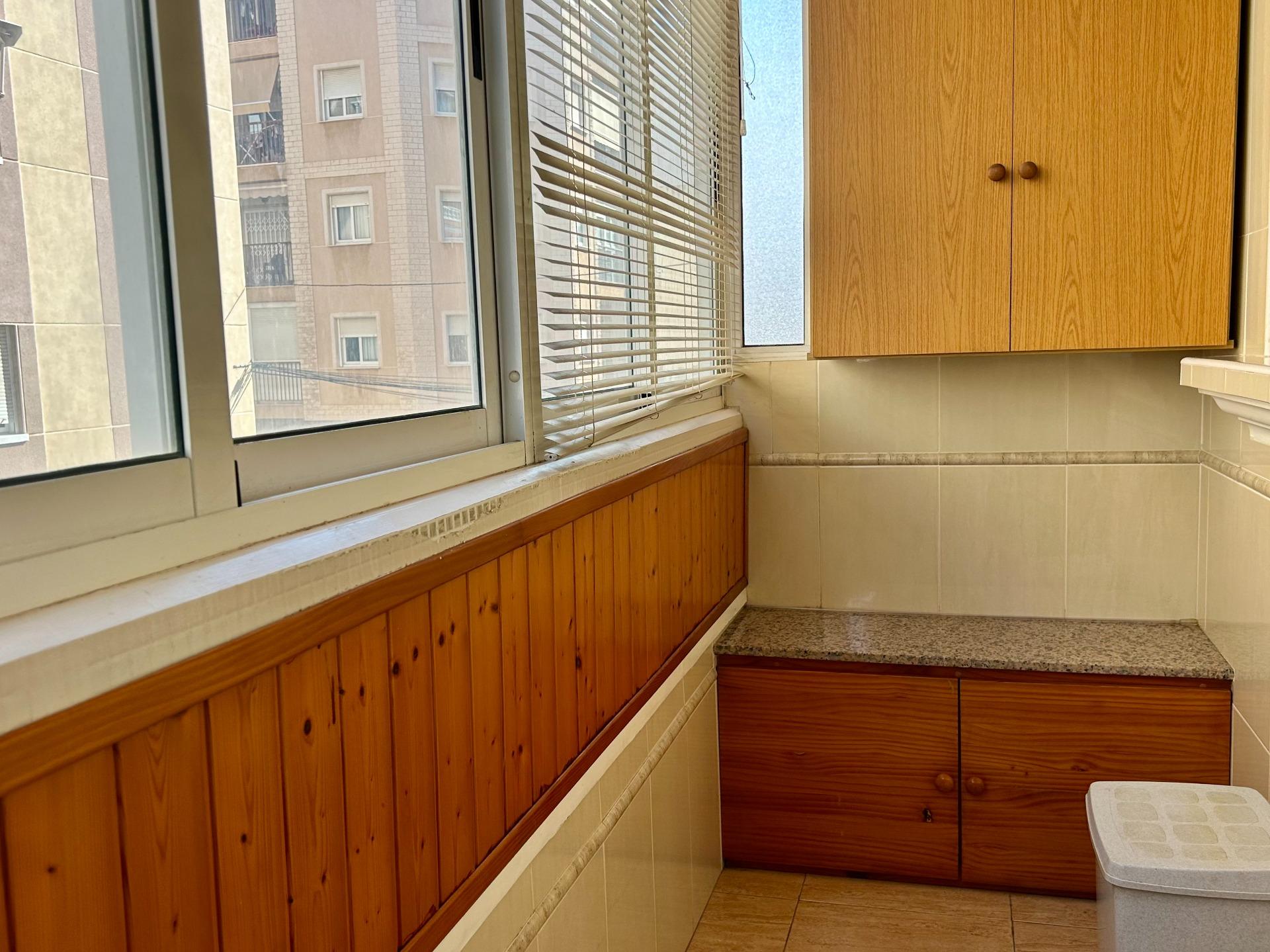 Bedroom in apartment for sale in Torrevieja