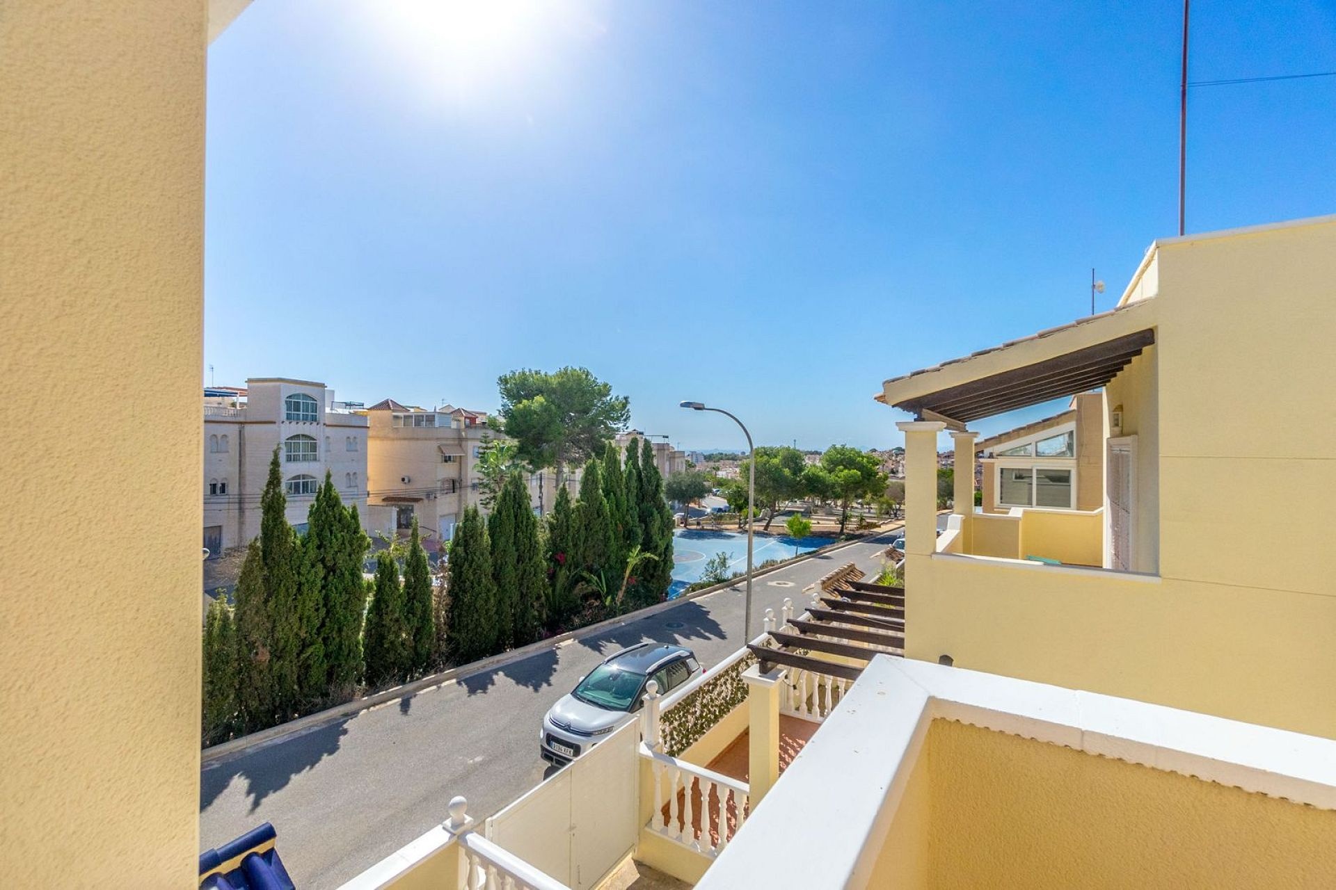 Dining area in villa for sale in Orihuela Costa