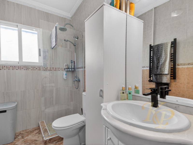 Living room in apartment for sale in Torrevieja