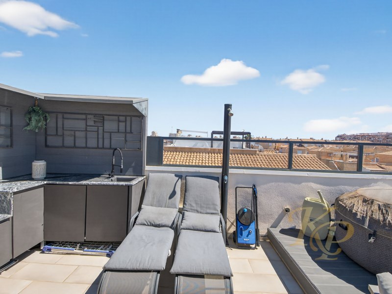 Garden in apartment for sale in Torrevieja
