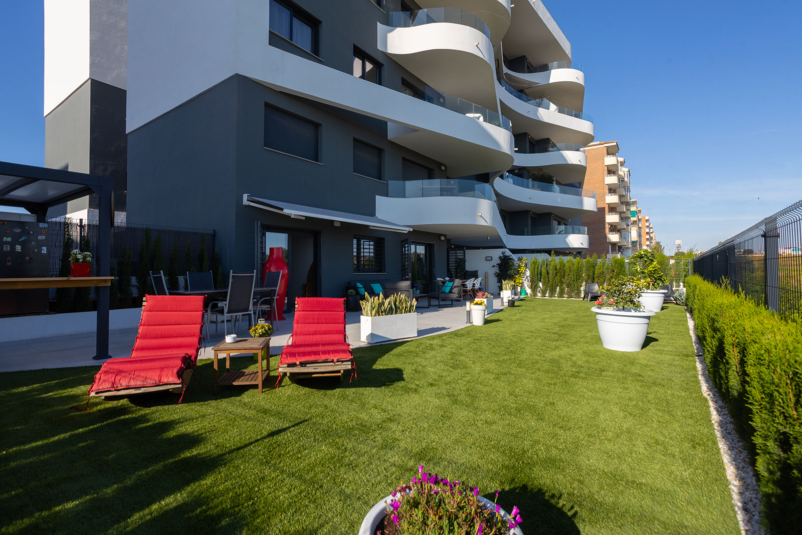 Een uniek appartement met prachtig uitzicht op de Middellandse Zee