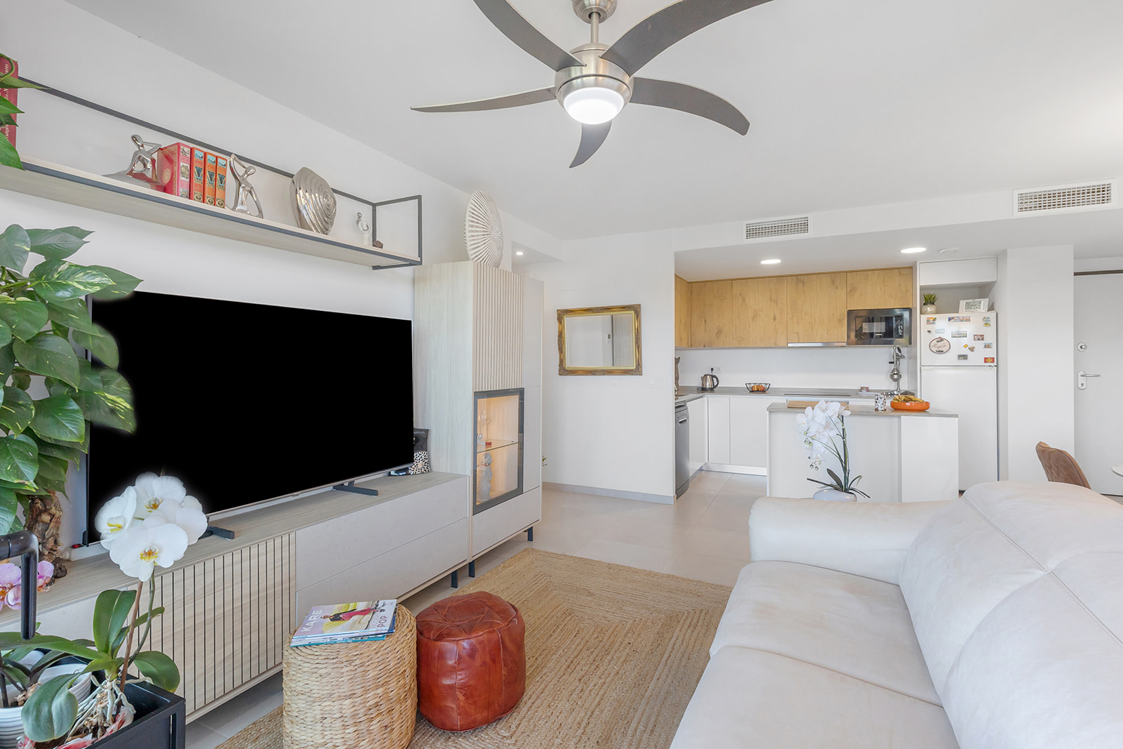 Bathroom in apartment for sale in Torrevieja