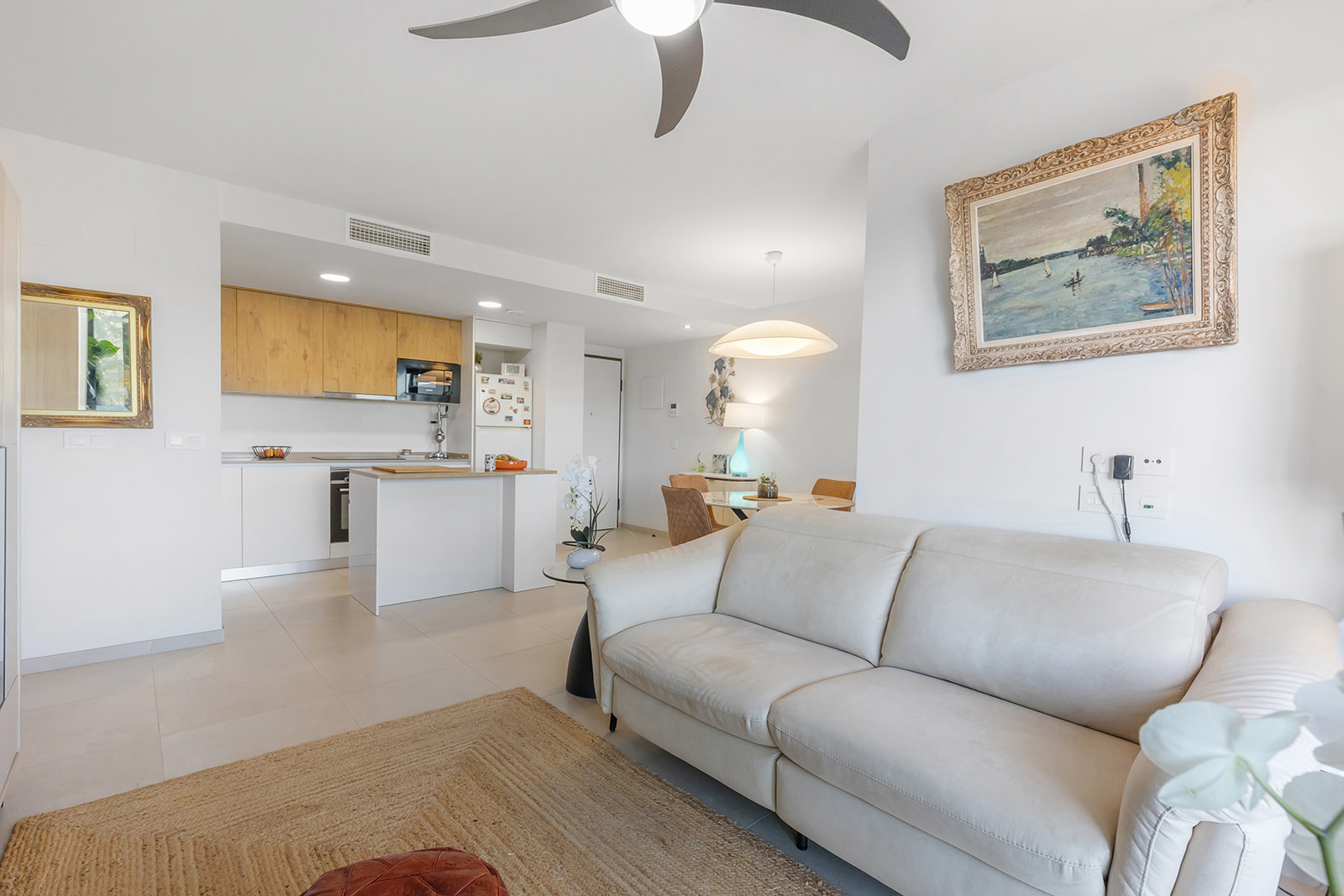Terrace in apartment for sale in Torrevieja