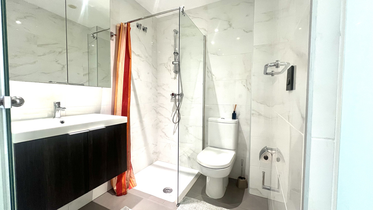 Bedroom in apartment for sale in La Zenia