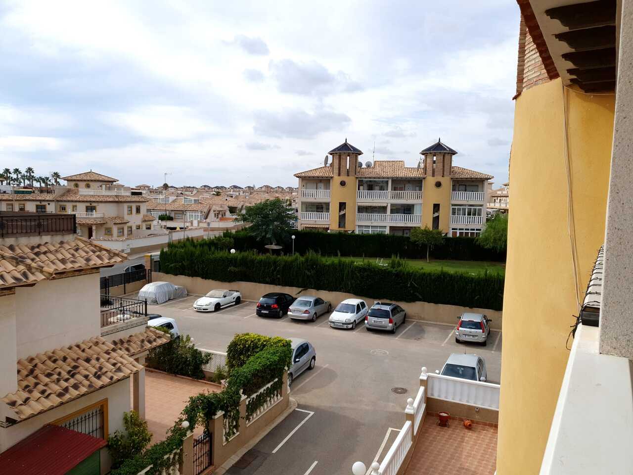 Kitchen in apartment for sale in Cabo Roig