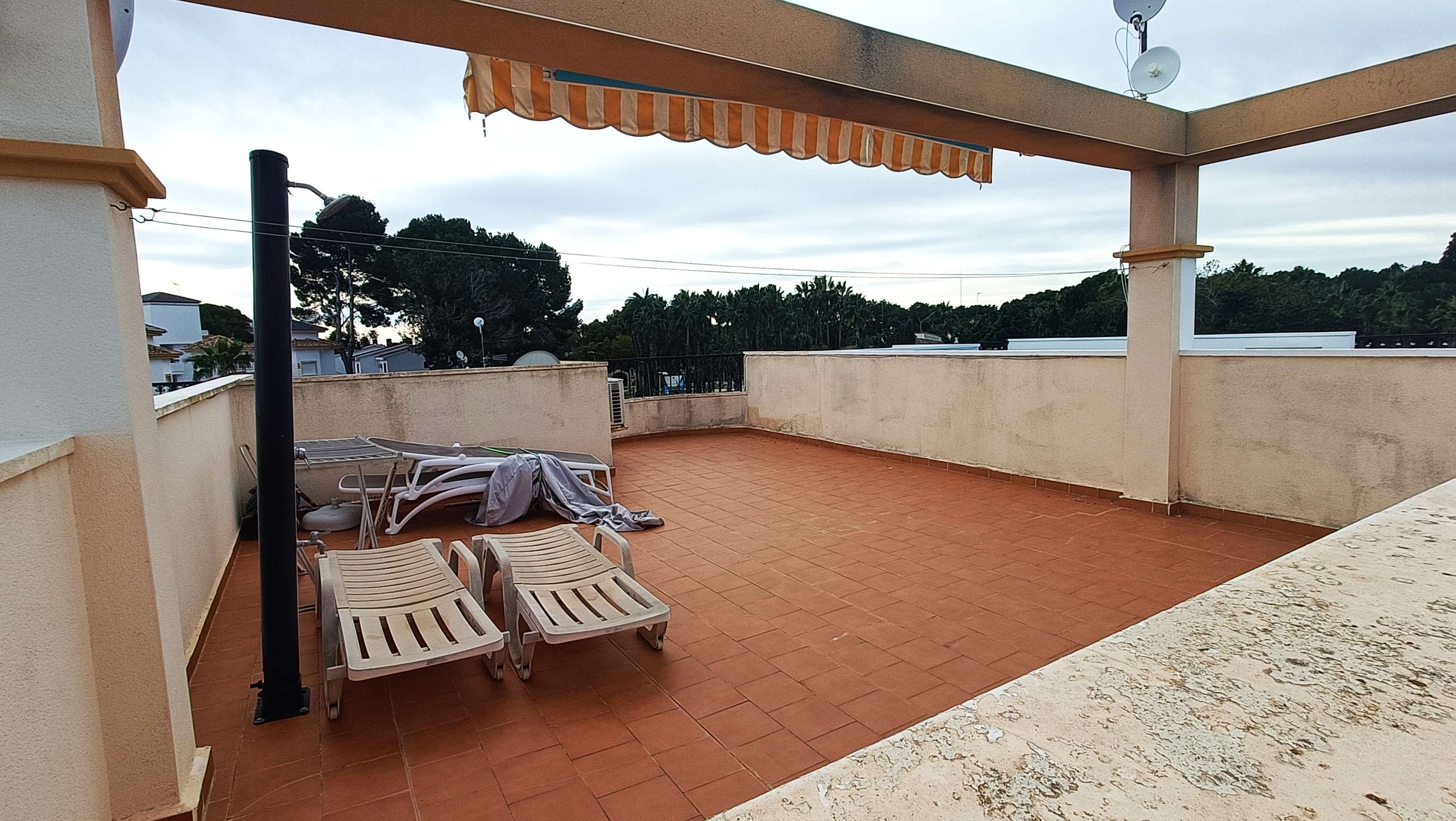Bedroom in apartment for sale in Villamartin