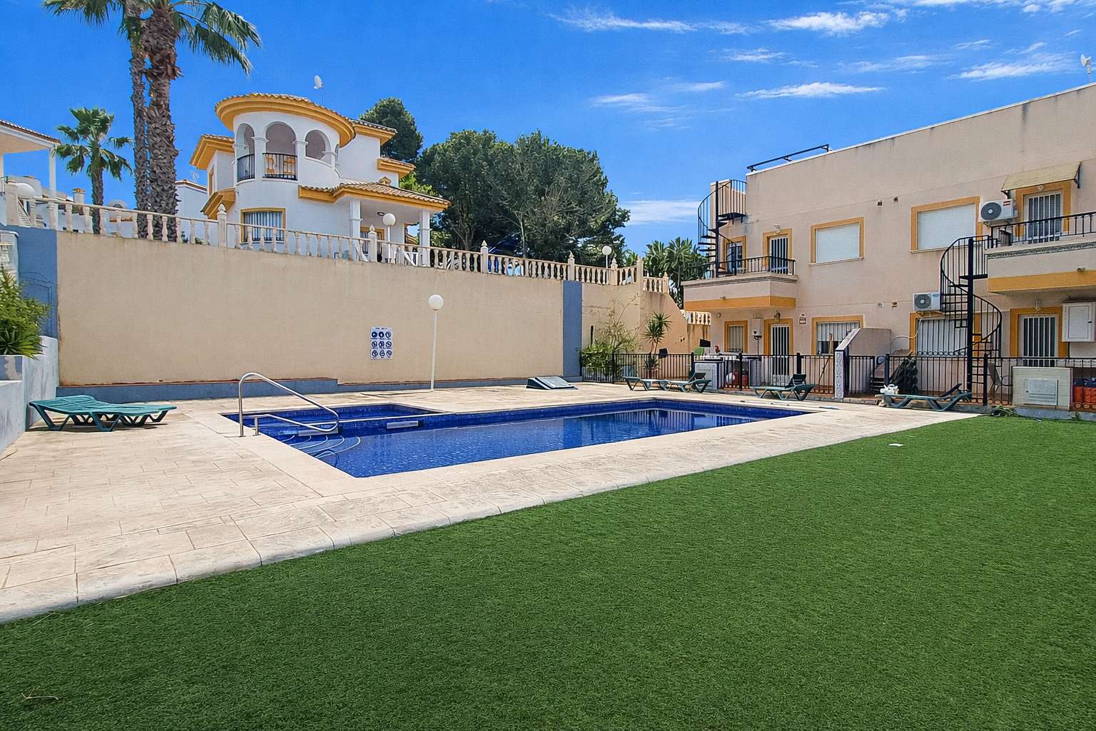 Kitchen in apartment for sale in Villamartin