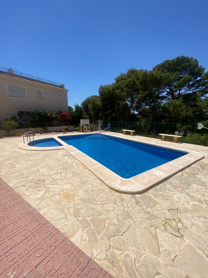 2-berðars loftbylju með loftsolstólum – fullkomin ferðaþjónusta á Costa Blanca