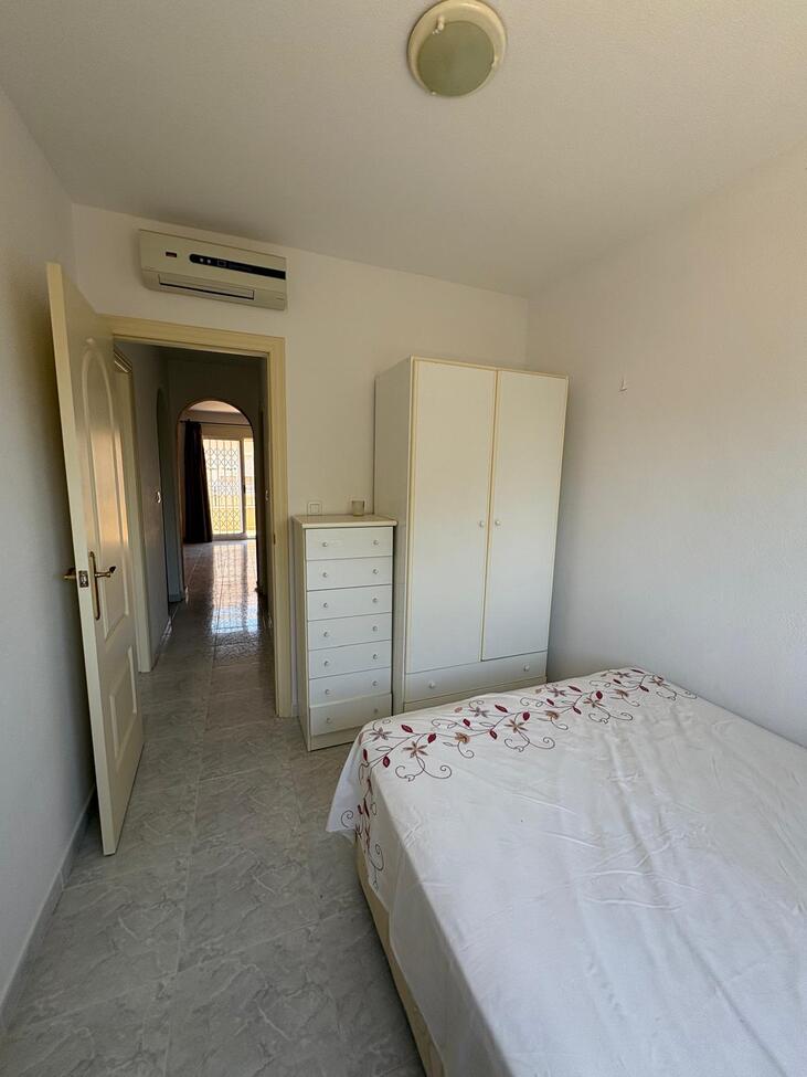 Bedroom in apartment for sale in Lo Pepin