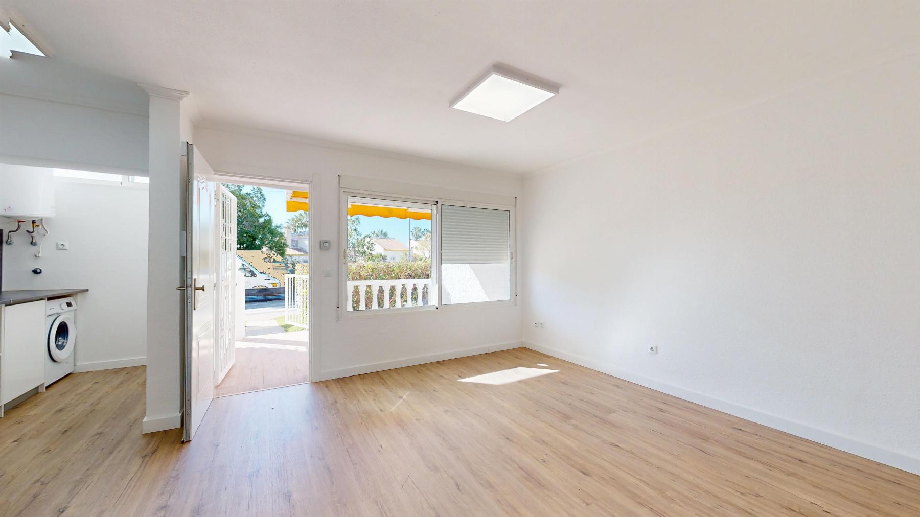Living room in bungalow for sale in Orihuela Costa