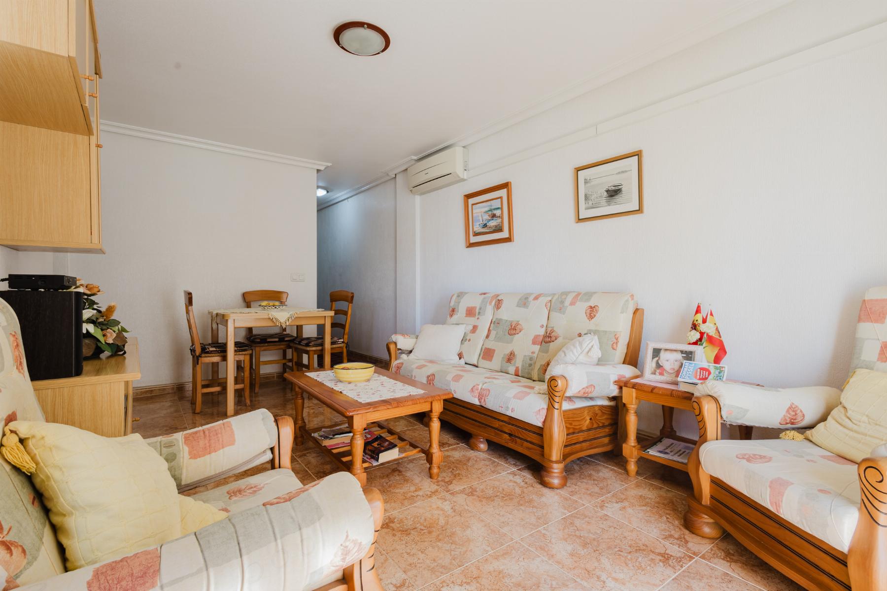 Terrace in apartment for sale in Torrevieja